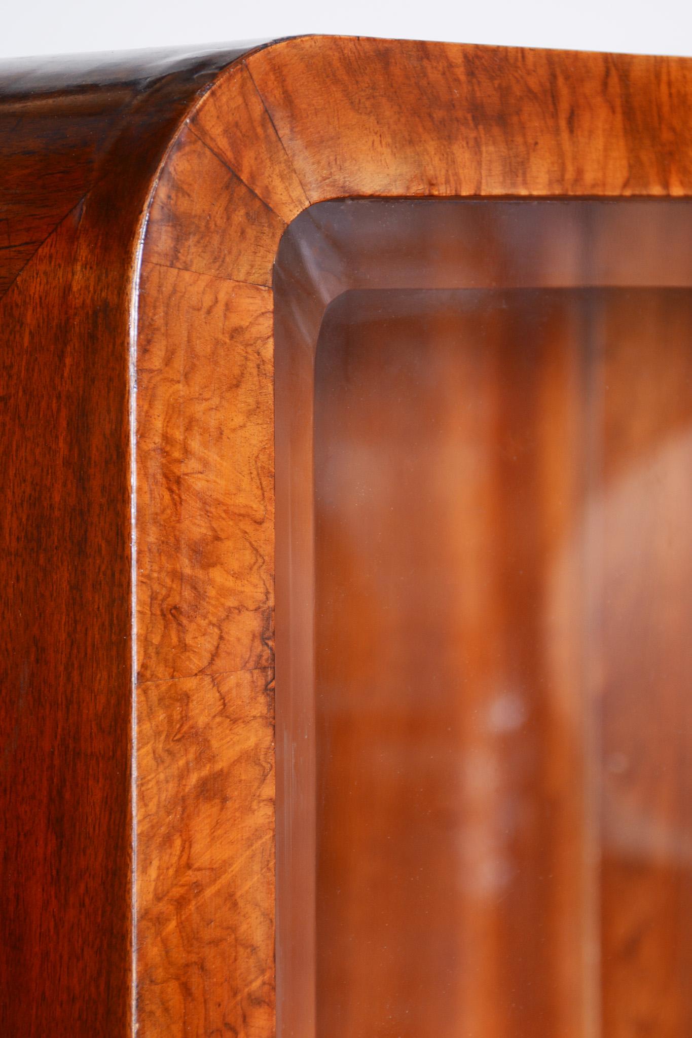 Early 20th Century Restored Art Deco Walnut Display Cabinet, Czechia, 1920s