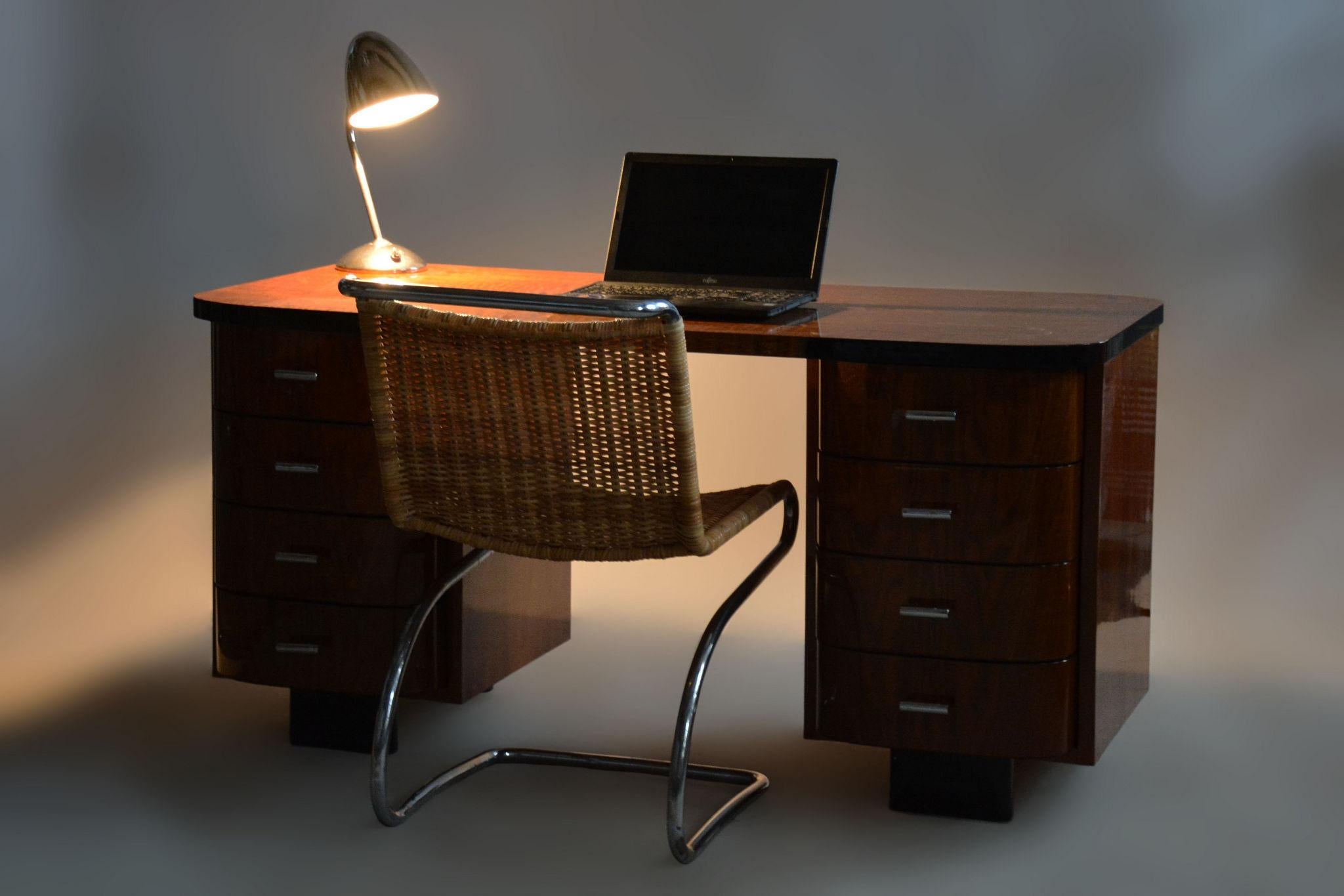 Restored Art Deco Writing Desk, by J. Halabala, UP Závody, Walnut, Czech, 1950s In Good Condition For Sale In Horomerice, CZ