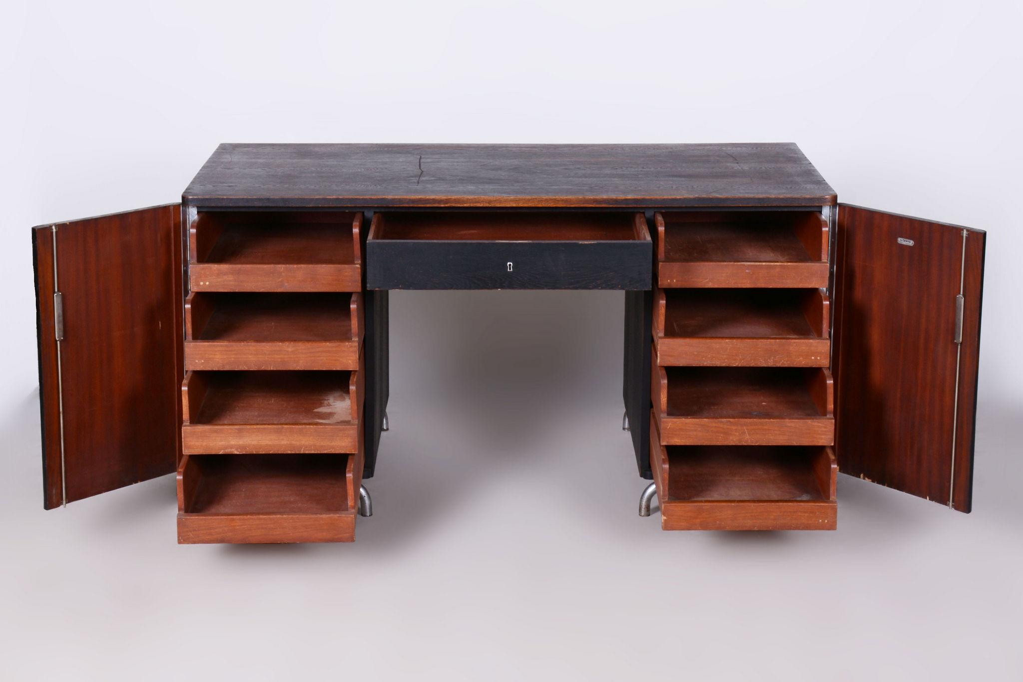 Restored Art Deco Writing Desk, by Robert Slezak, Oak, Chrome, Czech, 1930s In Good Condition For Sale In Brandys nad Labem, Středočeský kraj