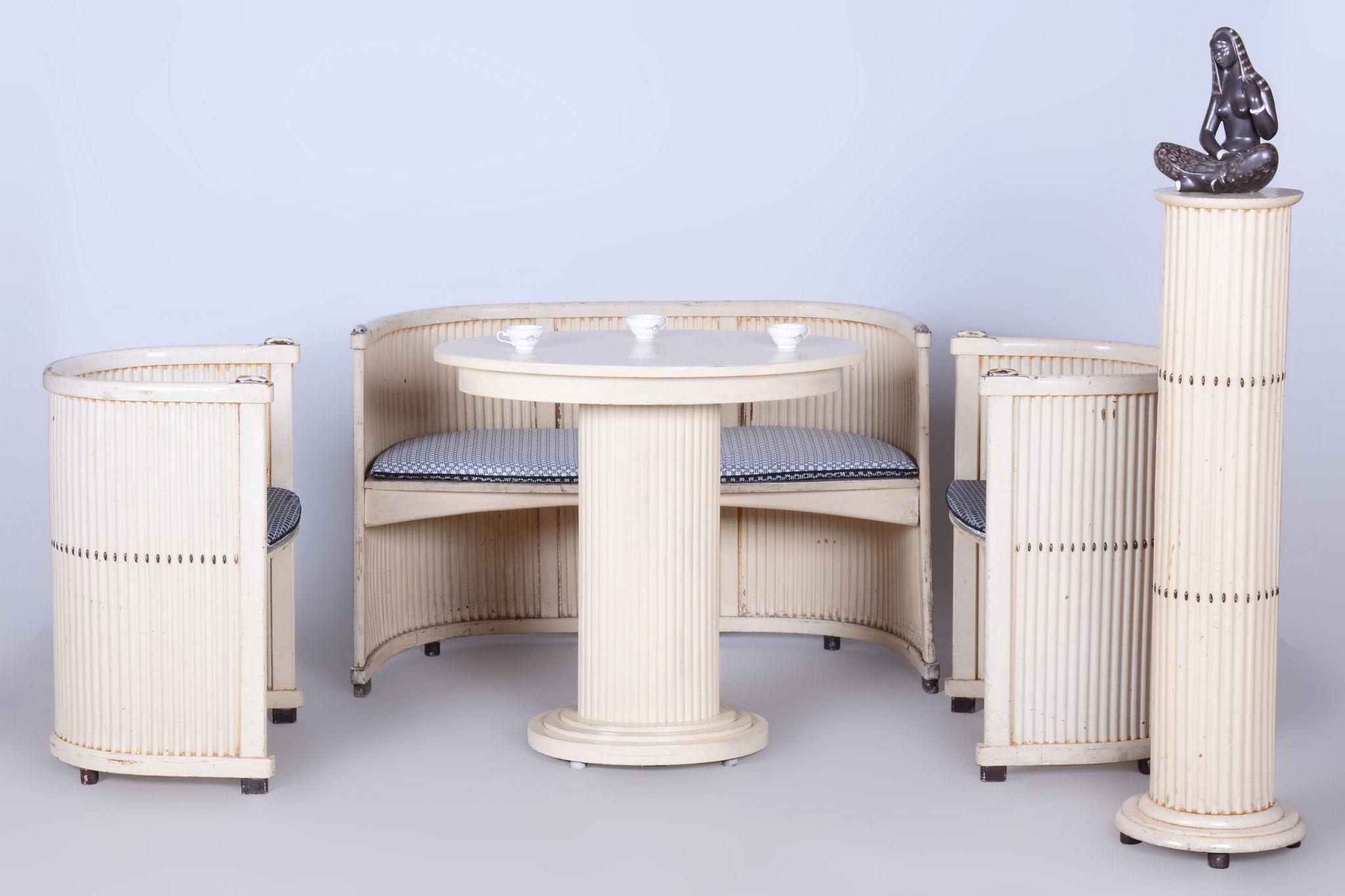 Restaurierter Jugendstil-Sockel, Buche, Spruce, Revived Polish, Österreich, 1910er Jahre im Angebot 1