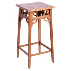 Piedistallo Art Nouveau restaurato, legno di noce, polacco rivisitato, ceco, 1900