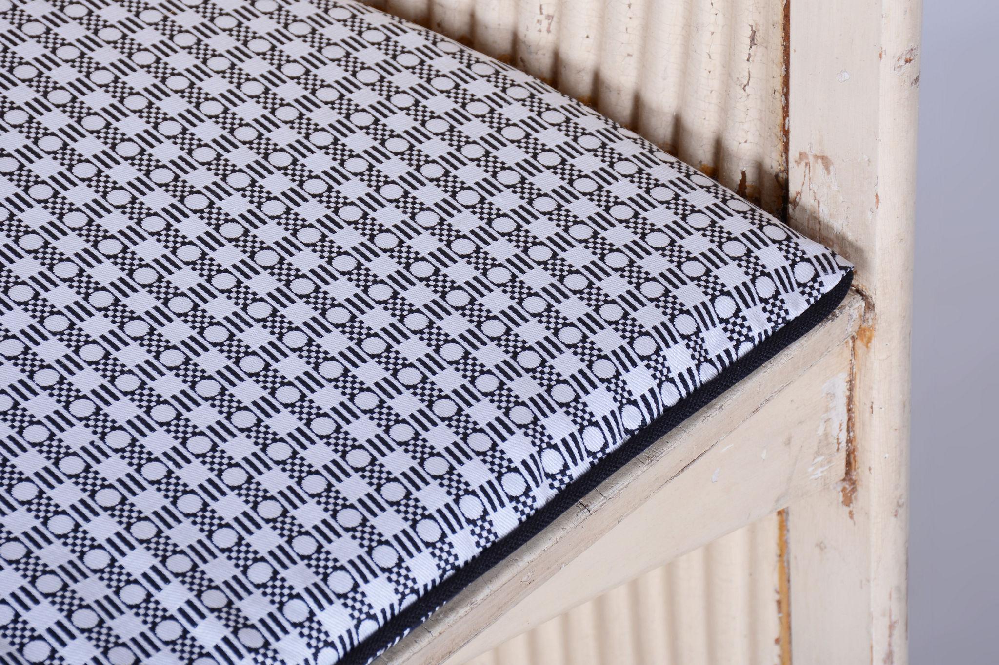 Restored Art Nouveau Seating Set, by H.G.Reinstein, Beech, Austria, 1910s en vente 2