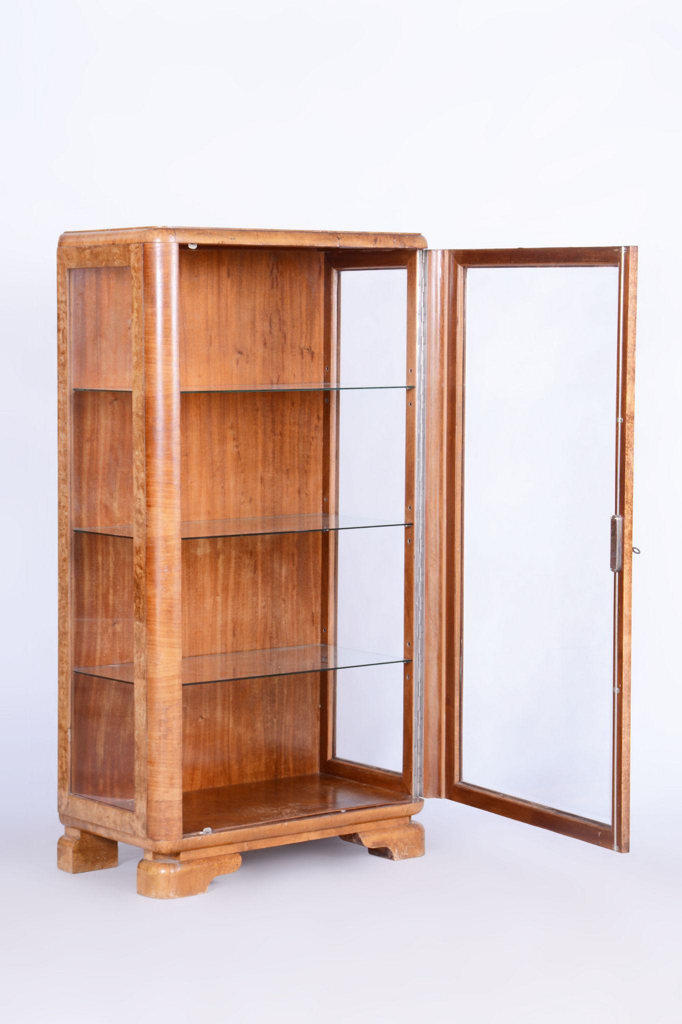 Restored ArtDeco Display Cabinet, Jindrich Halabala, UP Zavody, Czech, 1930s For Sale 2