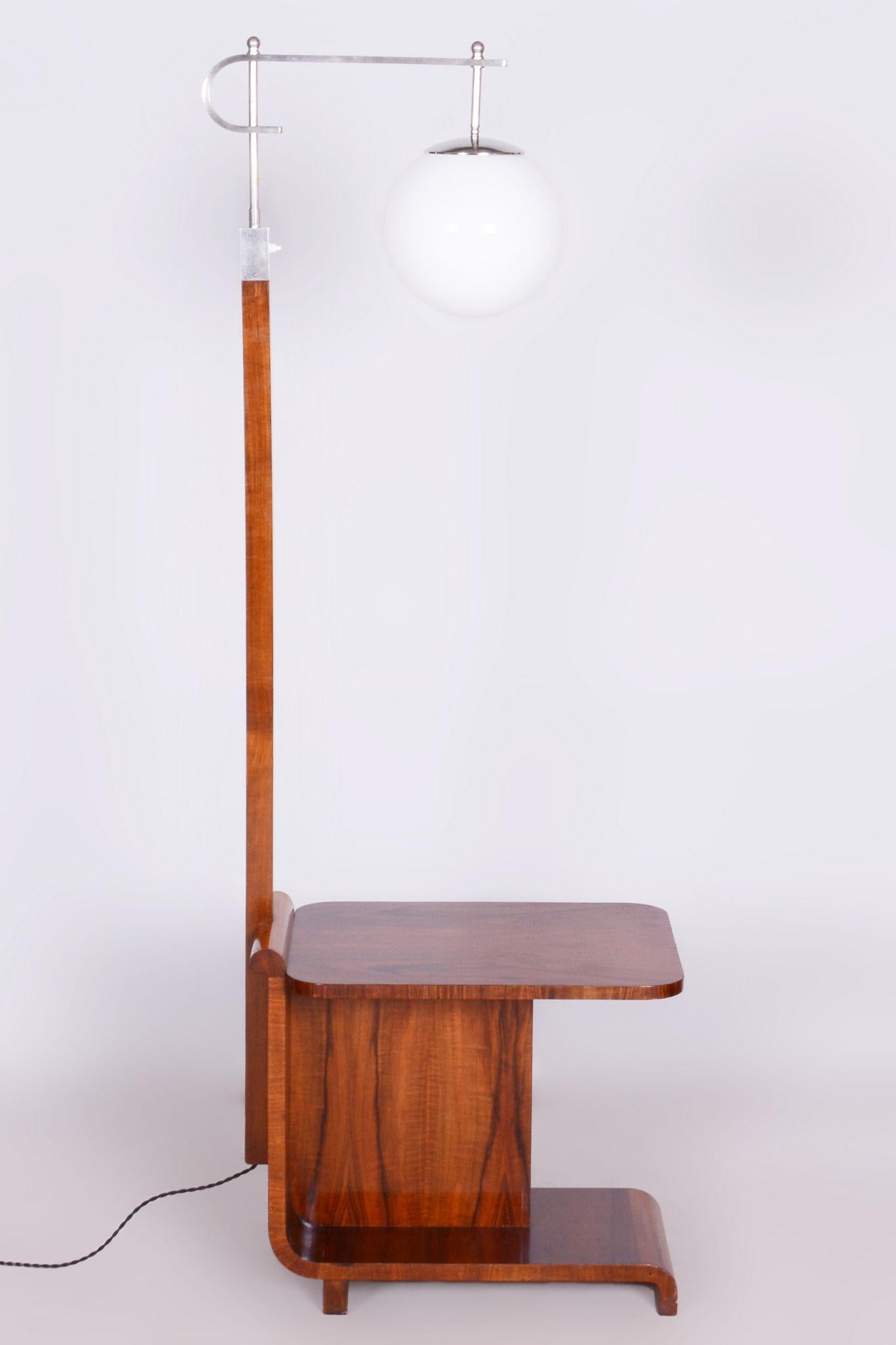 Restored ArtDeco Floor Lamp, J. Halabala, UP Zavody, Walnut, Czechia, 1930s For Sale 1