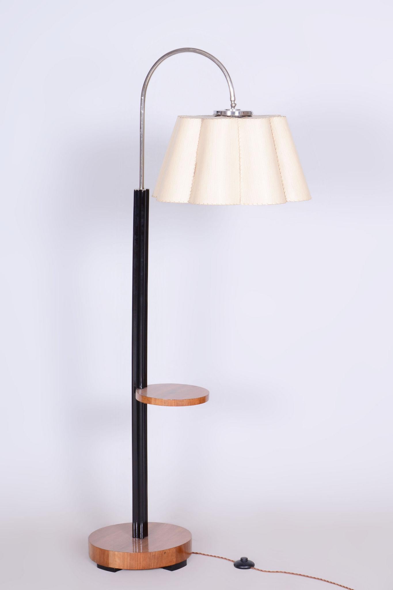 Restored ArtDeco Floor Lamp, J. Halabala, UP Zavody, Walnut Oak, Czechia, 1930s For Sale 3