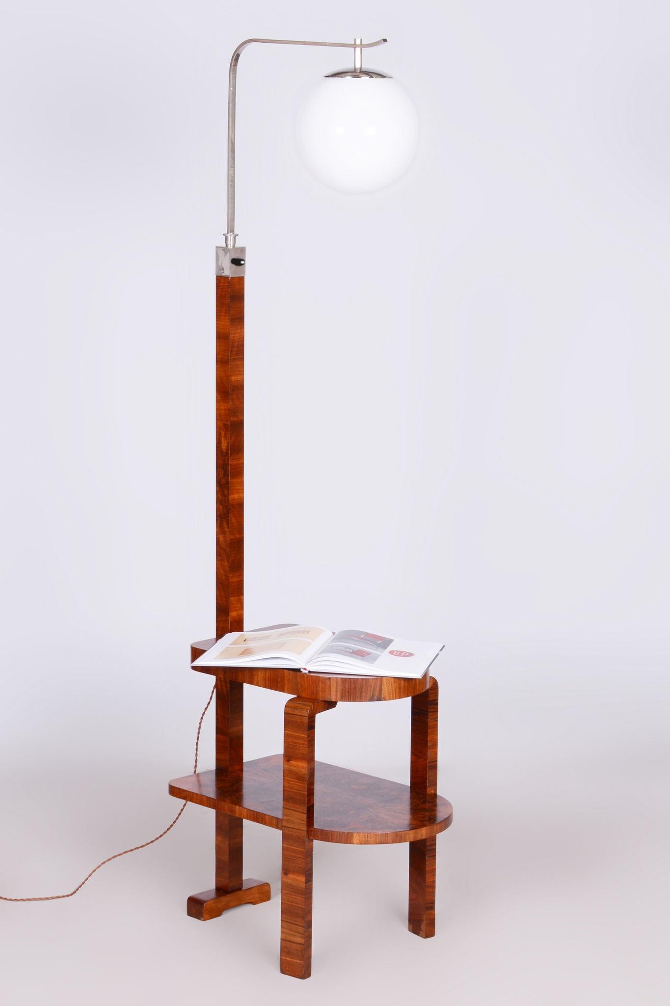 Restored ArtDeco Floor Lamp, Walnut, Chrome-plated Steel, Glass, Czechia, 1930s For Sale 6