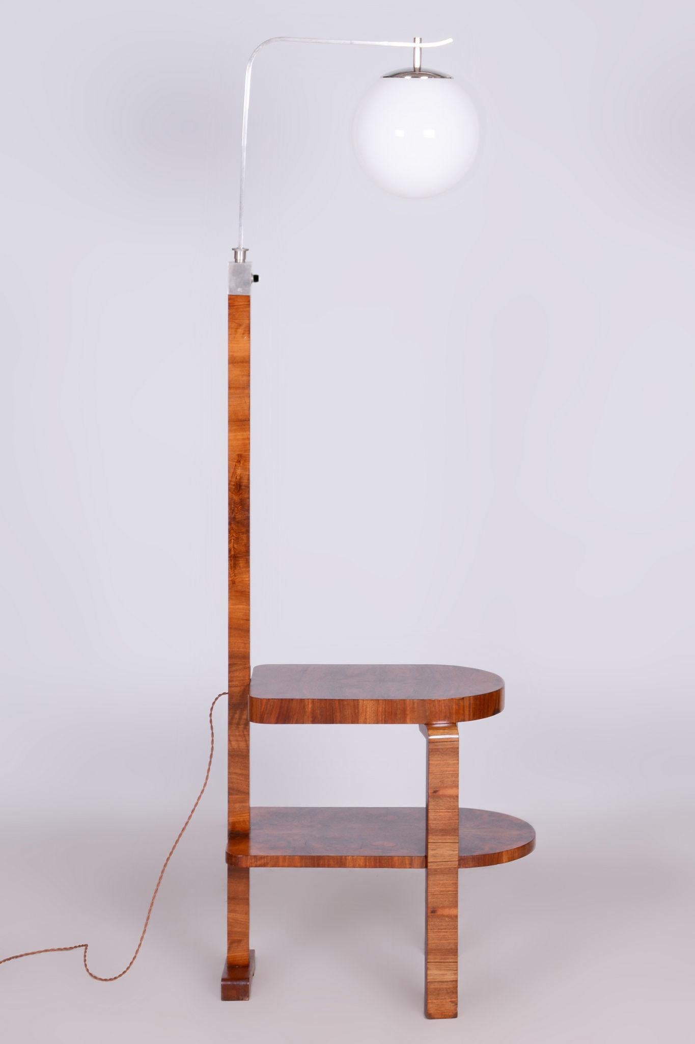 Restored ArtDeco Floor Lamp, Walnut, Chrome-plated Steel, Glass, Czechia, 1930s In Good Condition For Sale In Horomerice, CZ