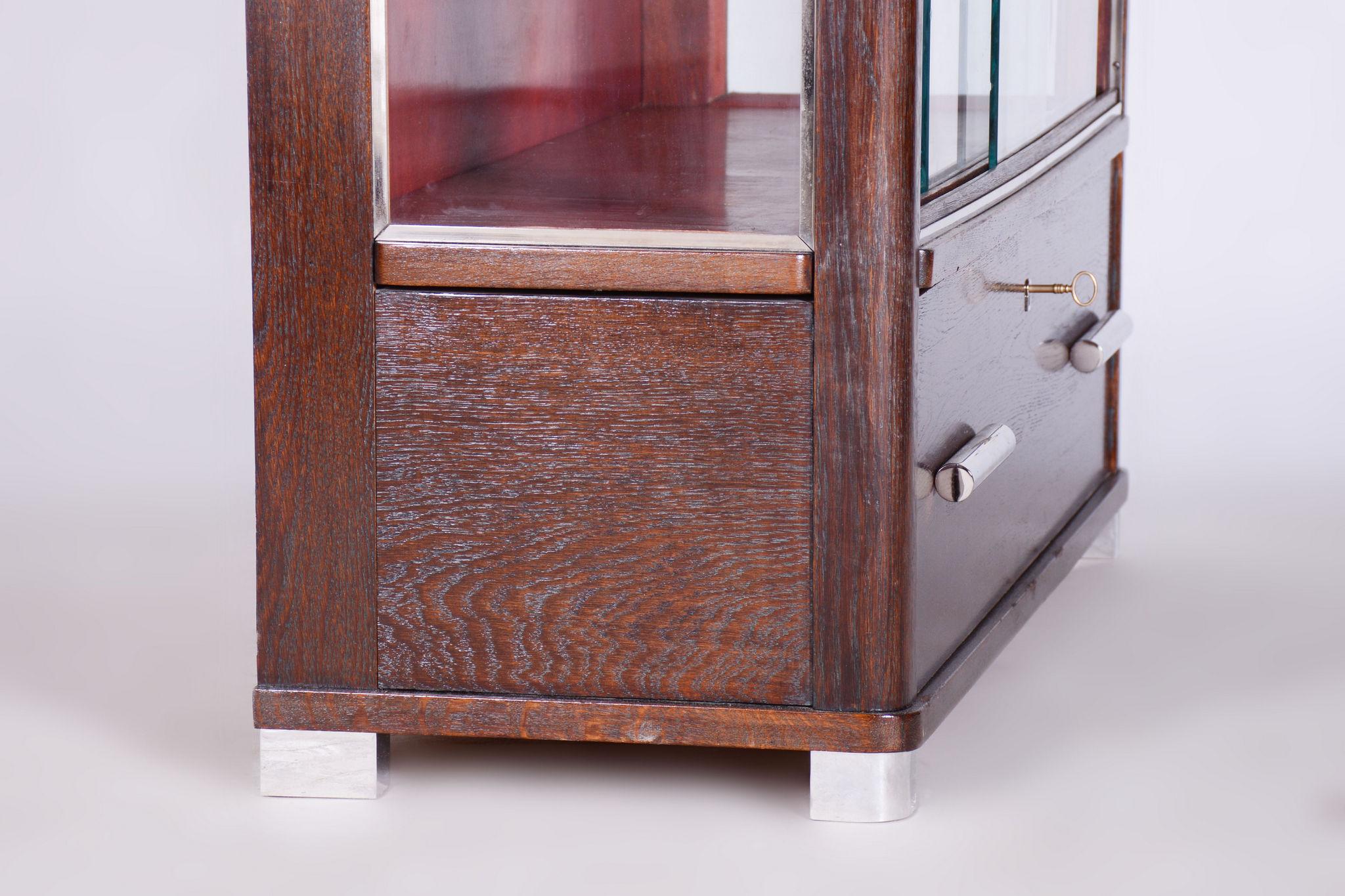 Art Deco Restored ArtDeco Oak Display Cabinet, Jindrich Halabala, Czechia, 1930s For Sale