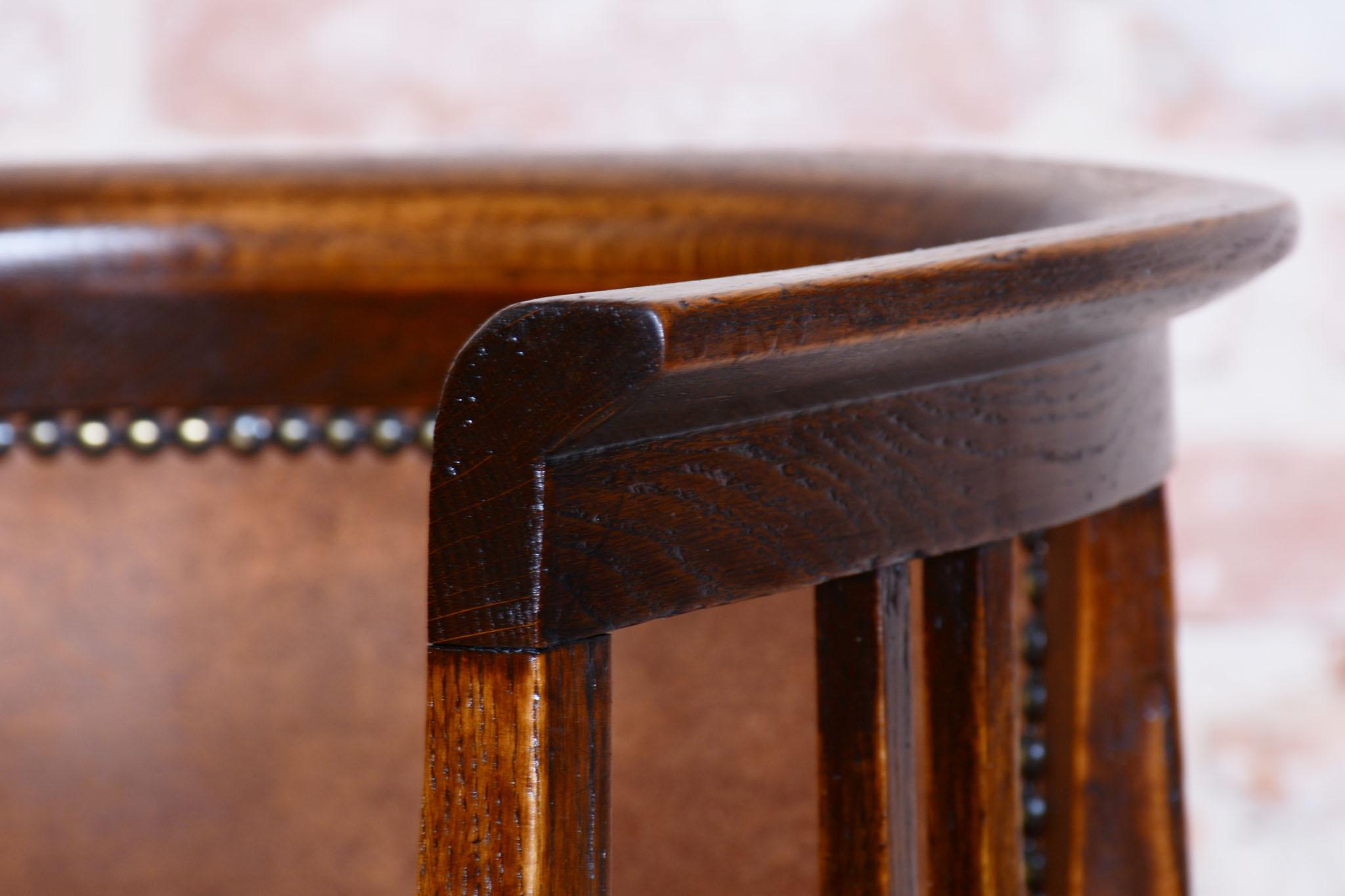 Ensemble de sièges Art Déco restauré en hêtre, polonais revisité, retapissé, tchèque, années 1920 en vente 9