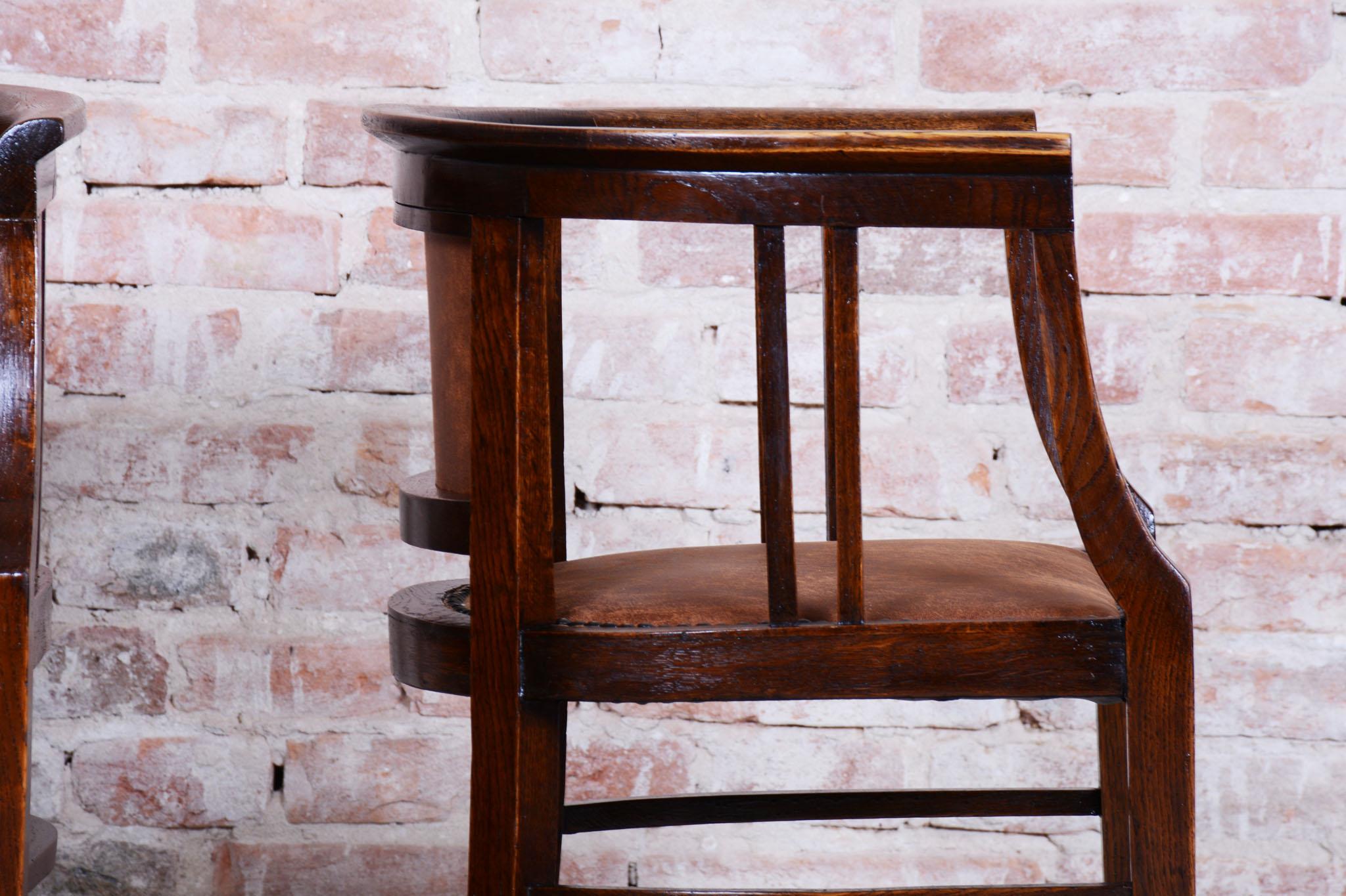 Ensemble de sièges Art Déco restauré en hêtre, polonais revisité, retapissé, tchèque, années 1920 en vente 11