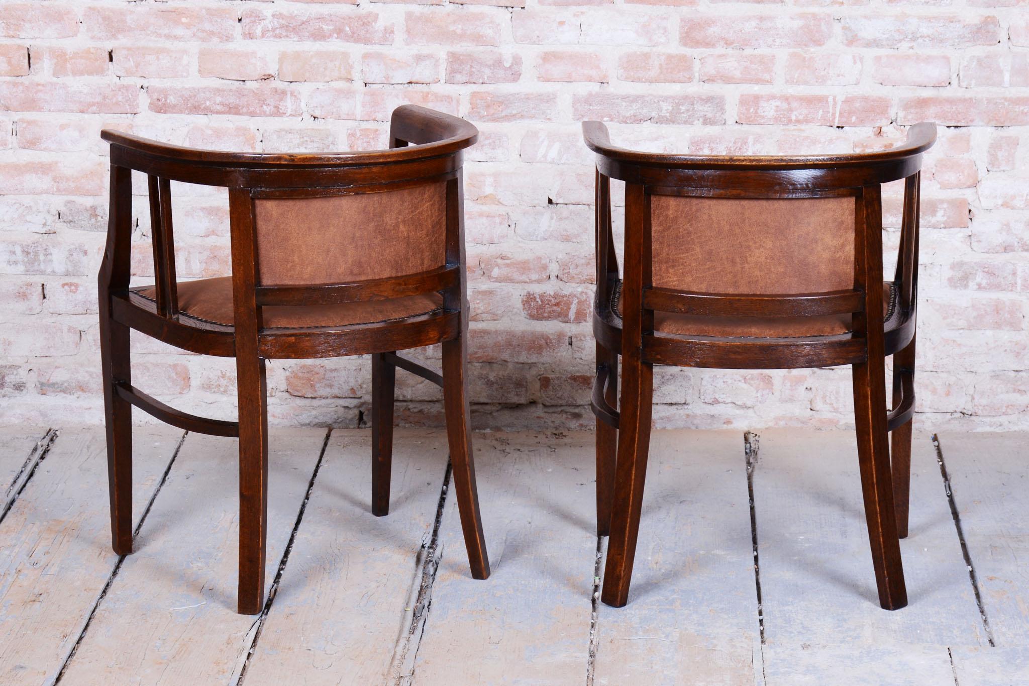 Ensemble de sièges Art Déco restauré en hêtre, polonais revisité, retapissé, tchèque, années 1920 en vente 12