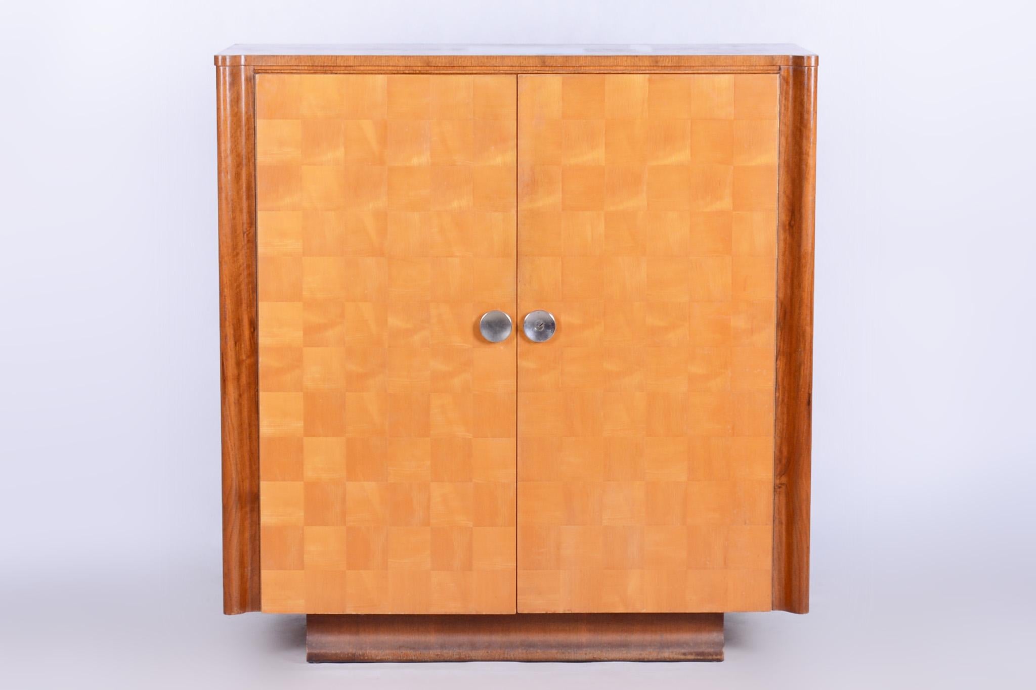 Restored ArtDeco Walnut Maple Wardrobe, J. Halabala, UP Zavody, Czechia, 1930s For Sale 11