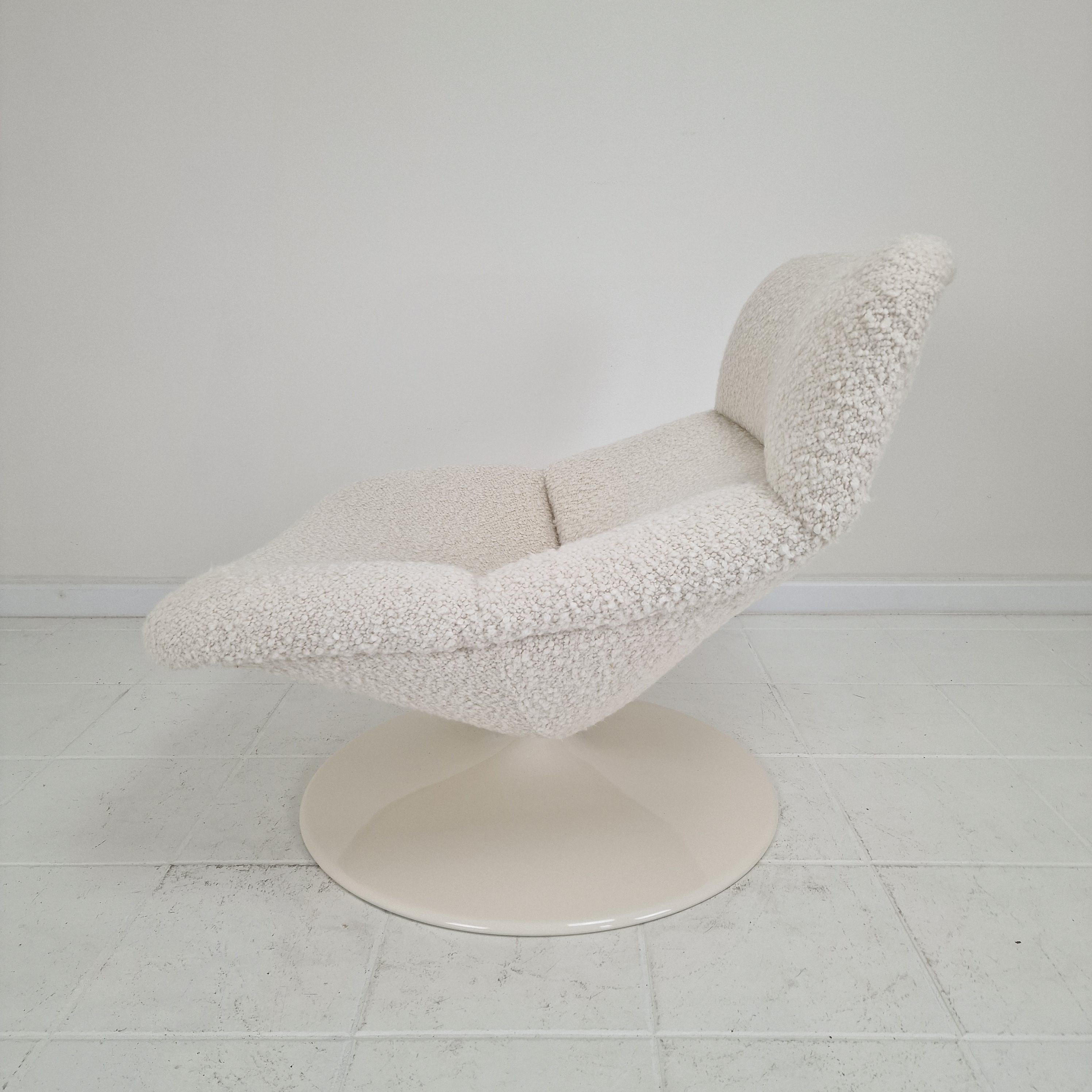 Restored Artifort F518 Lounge Chair by Geoffrey Harcourt in Bouclé Fabric, 1970 Metal en venta