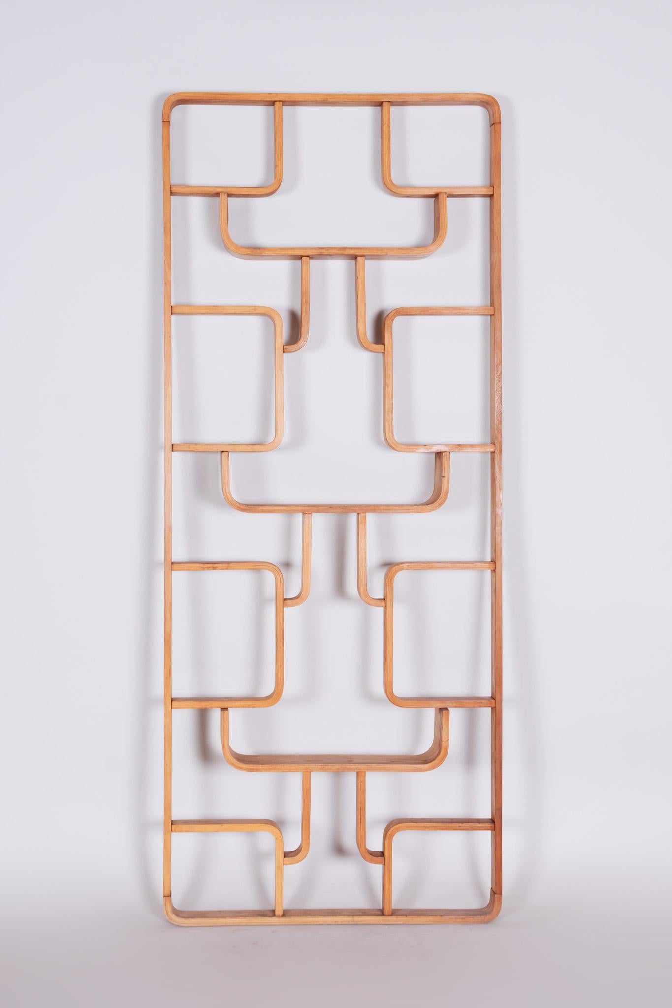 This room divider from the 1960s was designed by Ludvik Volak for Drevopodnik Holesov, in Czechoslovakia.

Material: Ash
Period: 1960-1969
Source: Czech
Designer: Ludvik Volak
Maker: Drevopodnik Holesov.