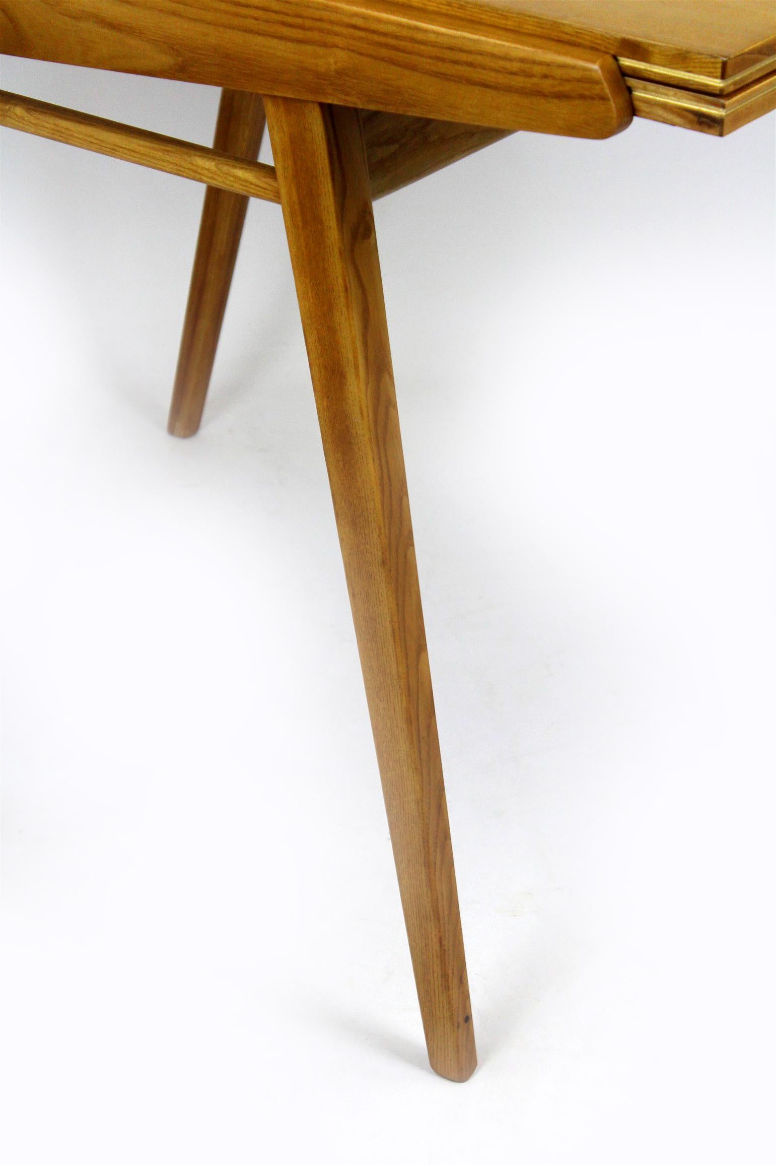 Restored Ash Veneered Extendable Table, 1960s For Sale 10