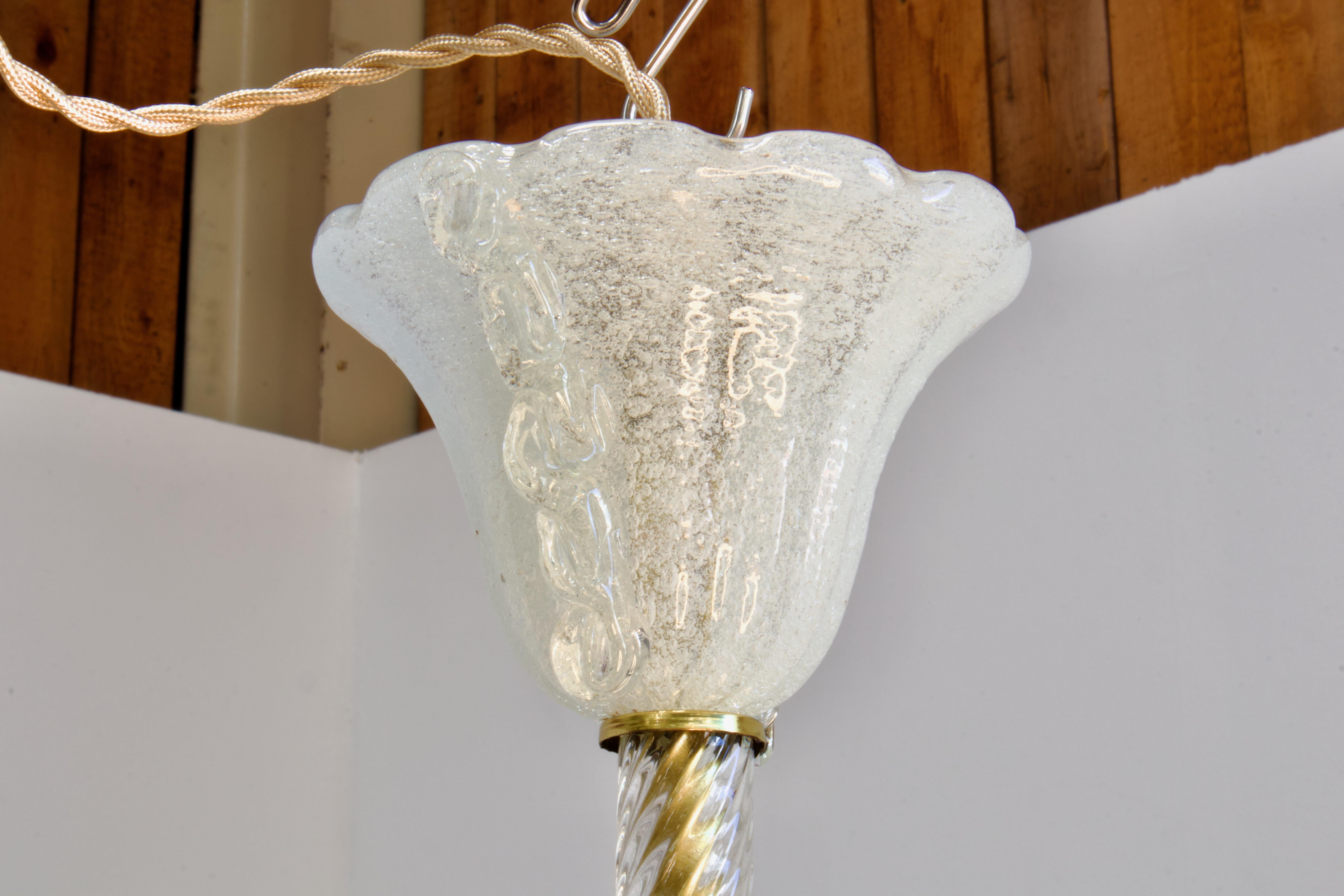 Restored 1930s Barovier Brass & Bubbled (Pulegoso) Murano Glass Pendant, Italy For Sale 6
