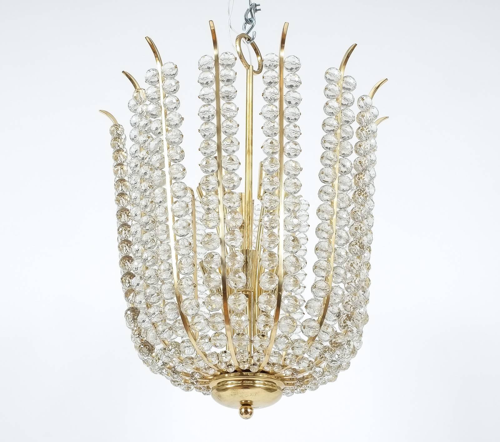 Bakalowits Basket Crystal and Brass Chandelier Restored, circa 1950 For Sale 2