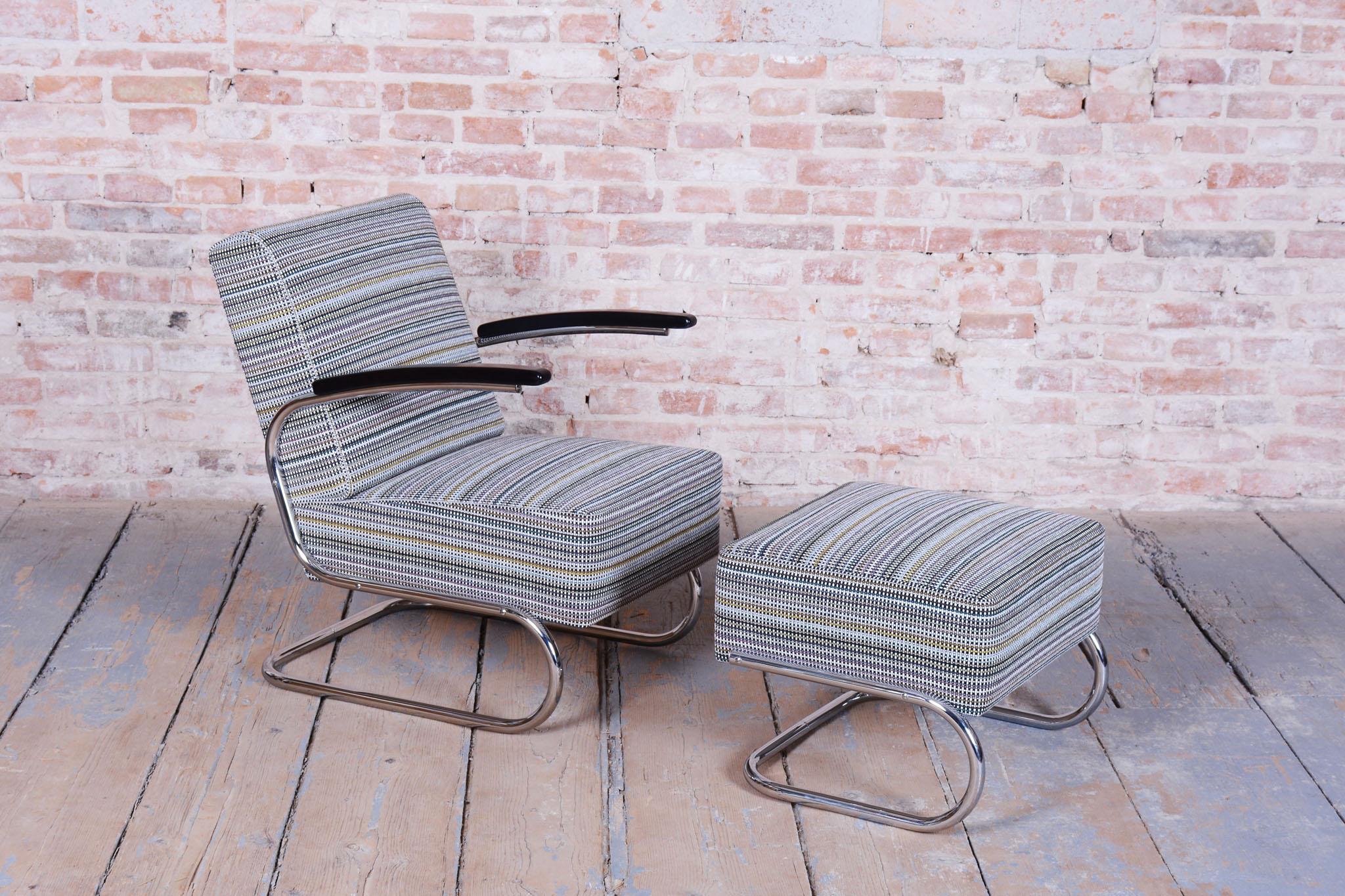 20th Century Restored Bauhaus Armchair with Stool, by W. Gispen, Mücke-Melder, Czech, 1930s For Sale