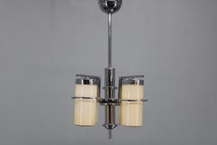 Lampadario in vetro e cromo Bauhaus/Art Deco restaurato, Cecoslovacchia, anni '30