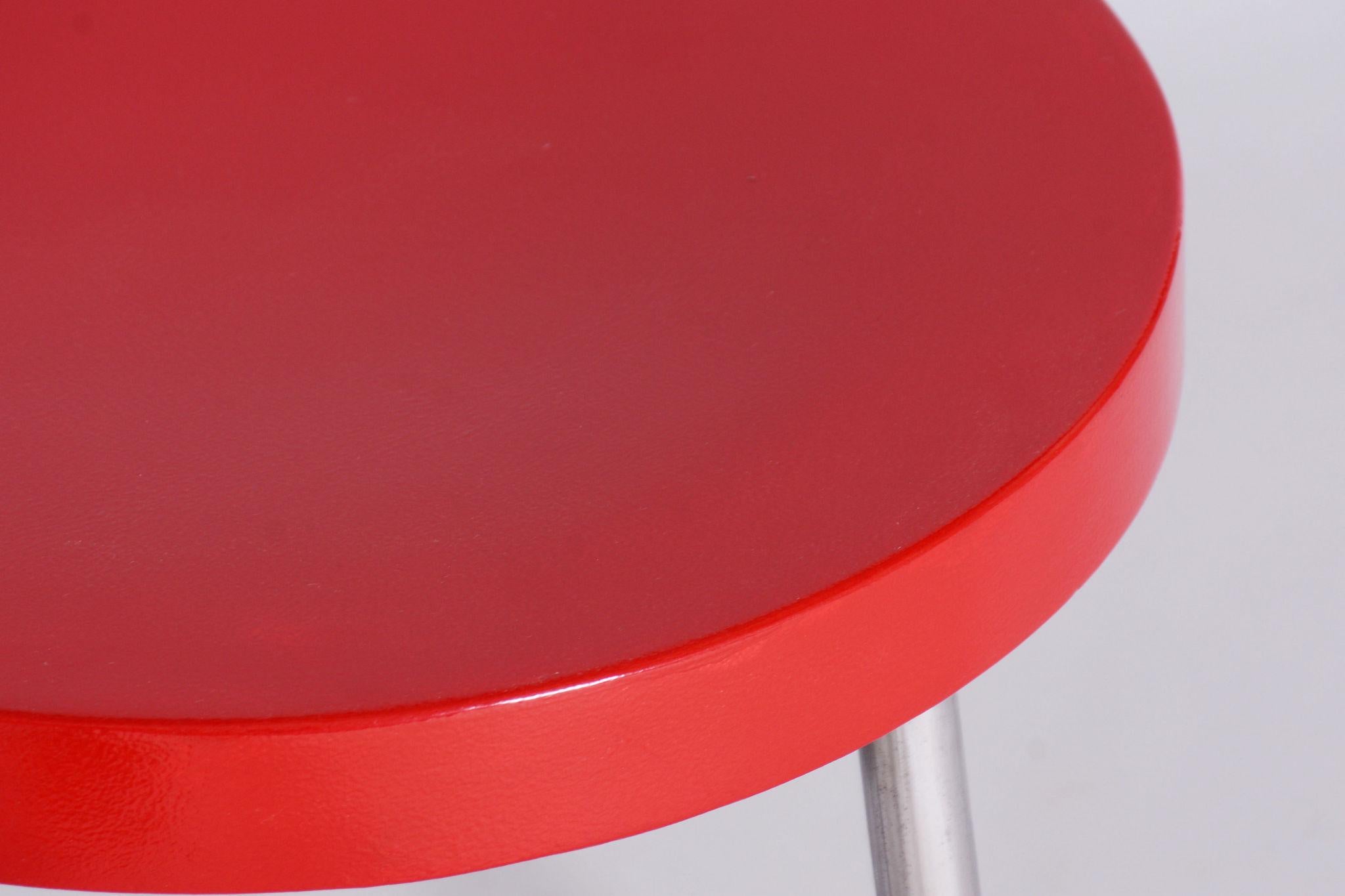Restored Bauhaus Beech Stool, Chrome-Plated Steel, Czechia, 1930s In Good Condition For Sale In Brandys nad Labem, Středočeský kraj