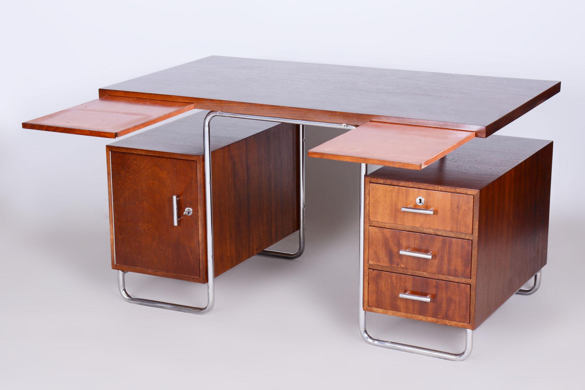 Restored Bauhaus Beech Writing Desk, Hynek Gottwald, Chrome, Czechia, 1930s For Sale 2
