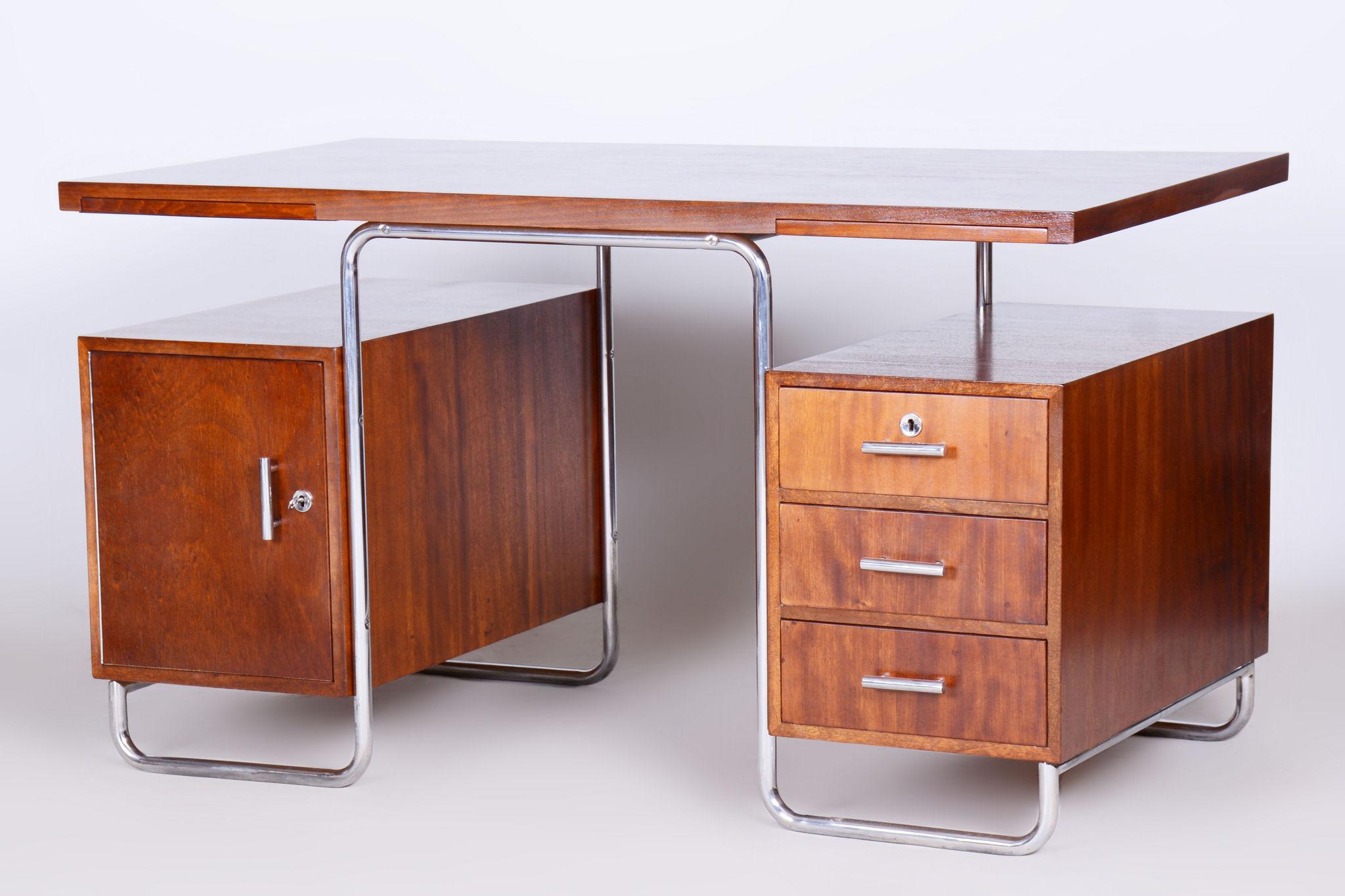 Restored Bauhaus Beech Writing Desk, Hynek Gottwald, Chrome, Czechia, 1930s For Sale 3