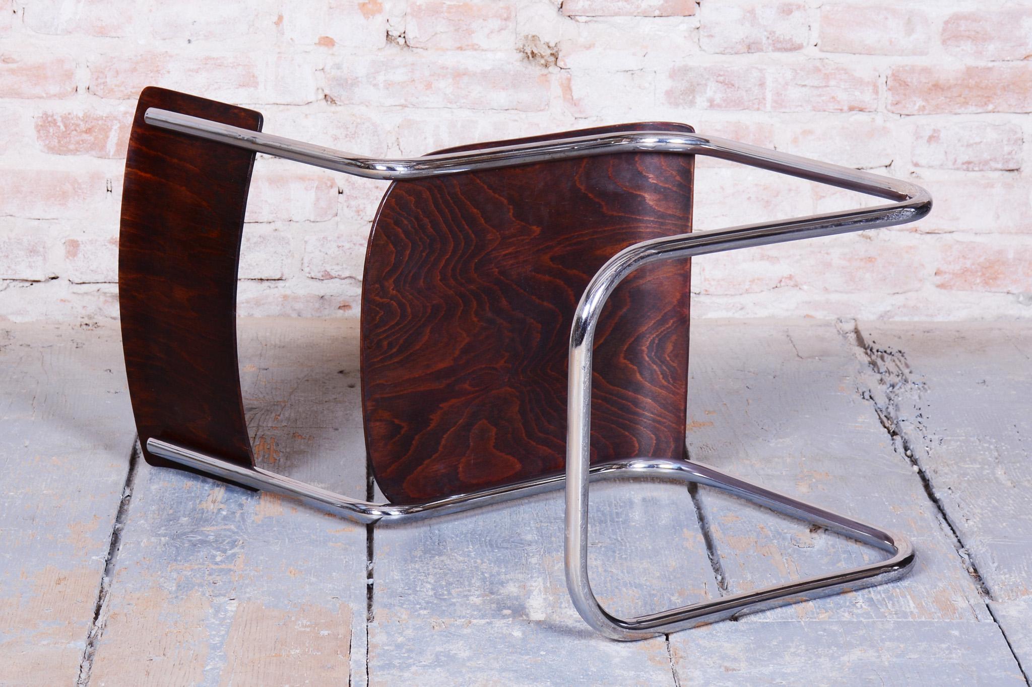 Chaise Bauhaus restaurée de Mart Stam pour R. Slezak, en hêtre, chrome, tchèque, années 1920 en vente 7