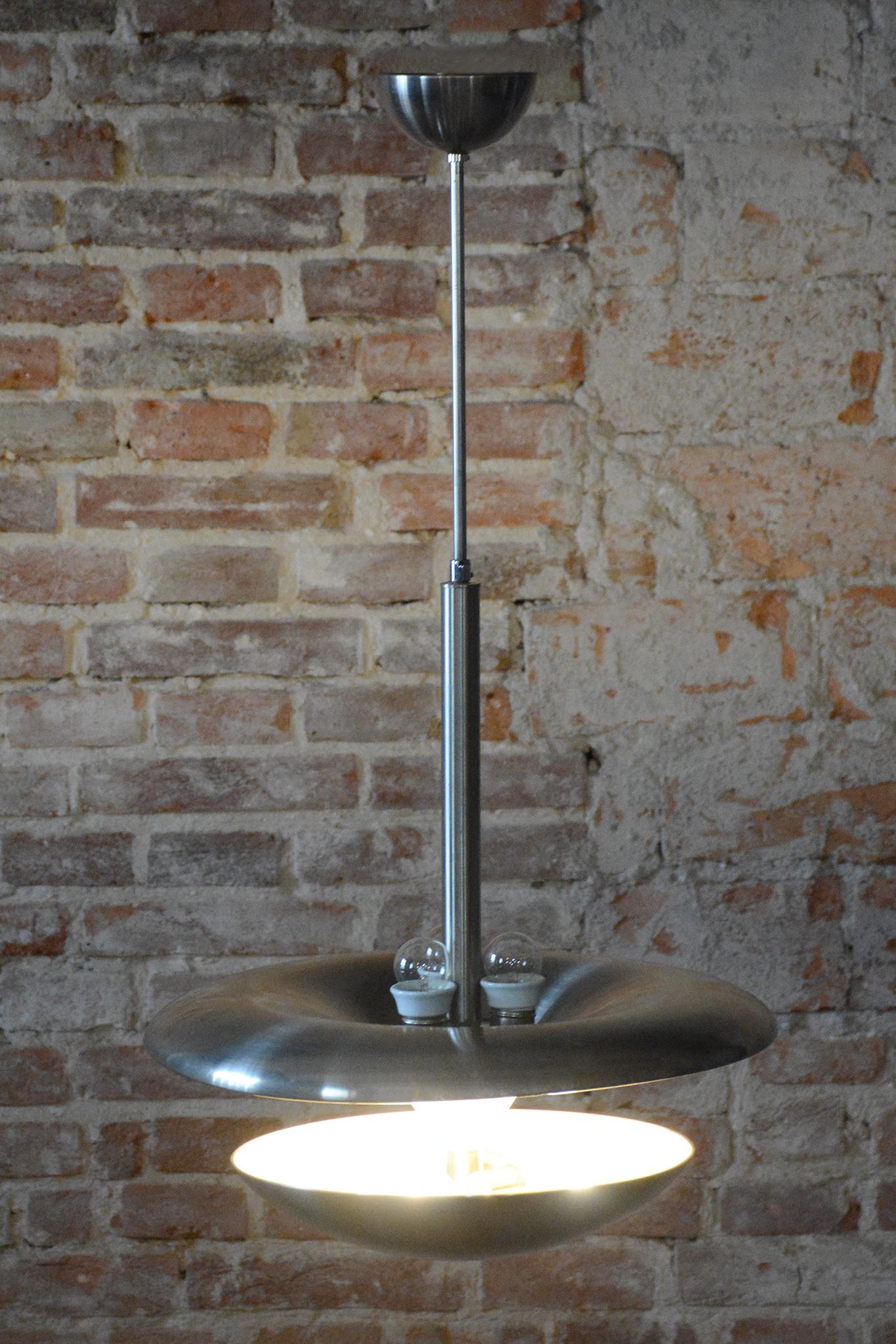 Araña Bauhaus restaurada, de Gispen Rotterdam, aluminio, checa, años 30 en venta 1