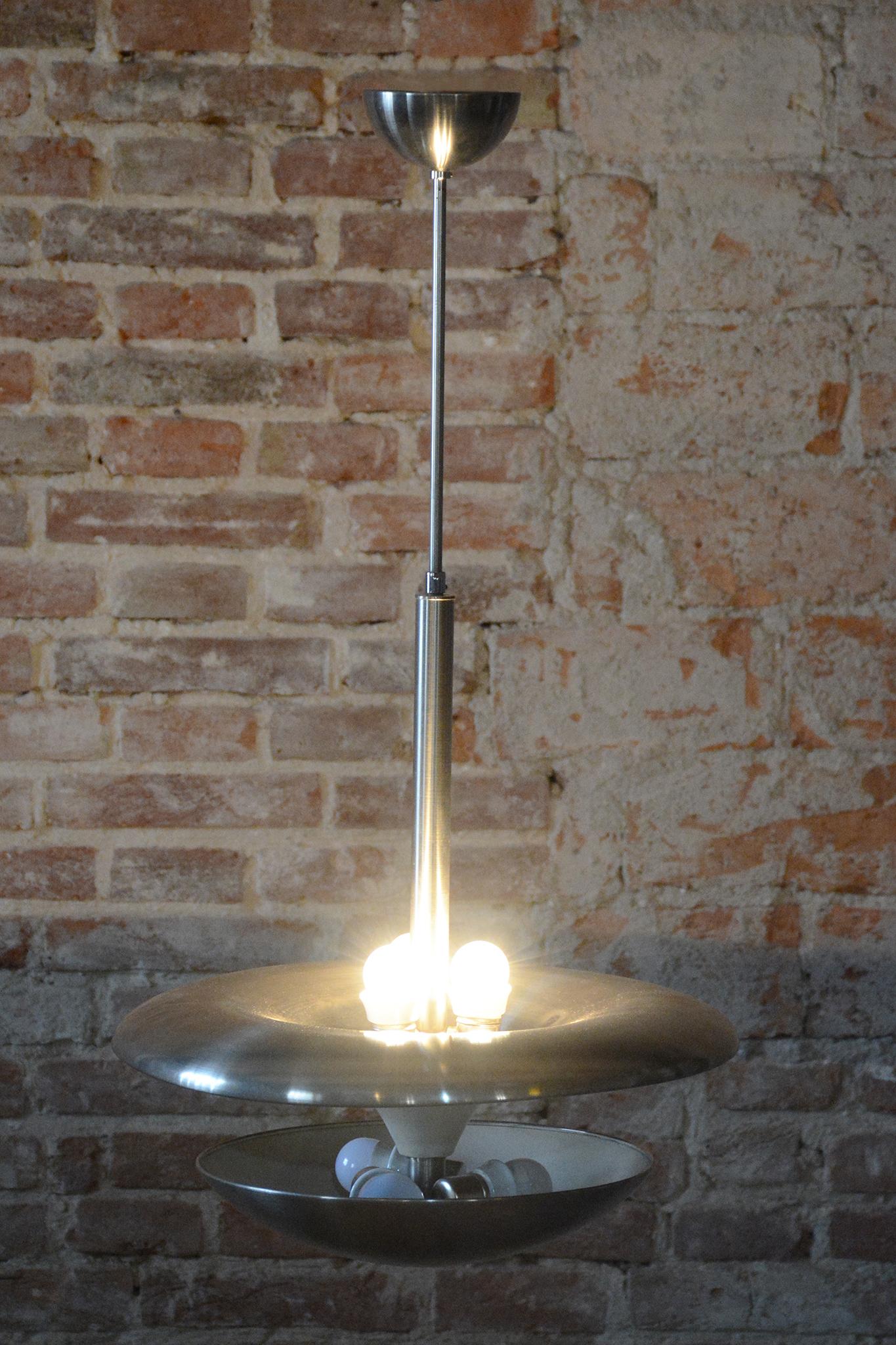 Araña Bauhaus restaurada, de Gispen Rotterdam, aluminio, checa, años 30 en venta 2