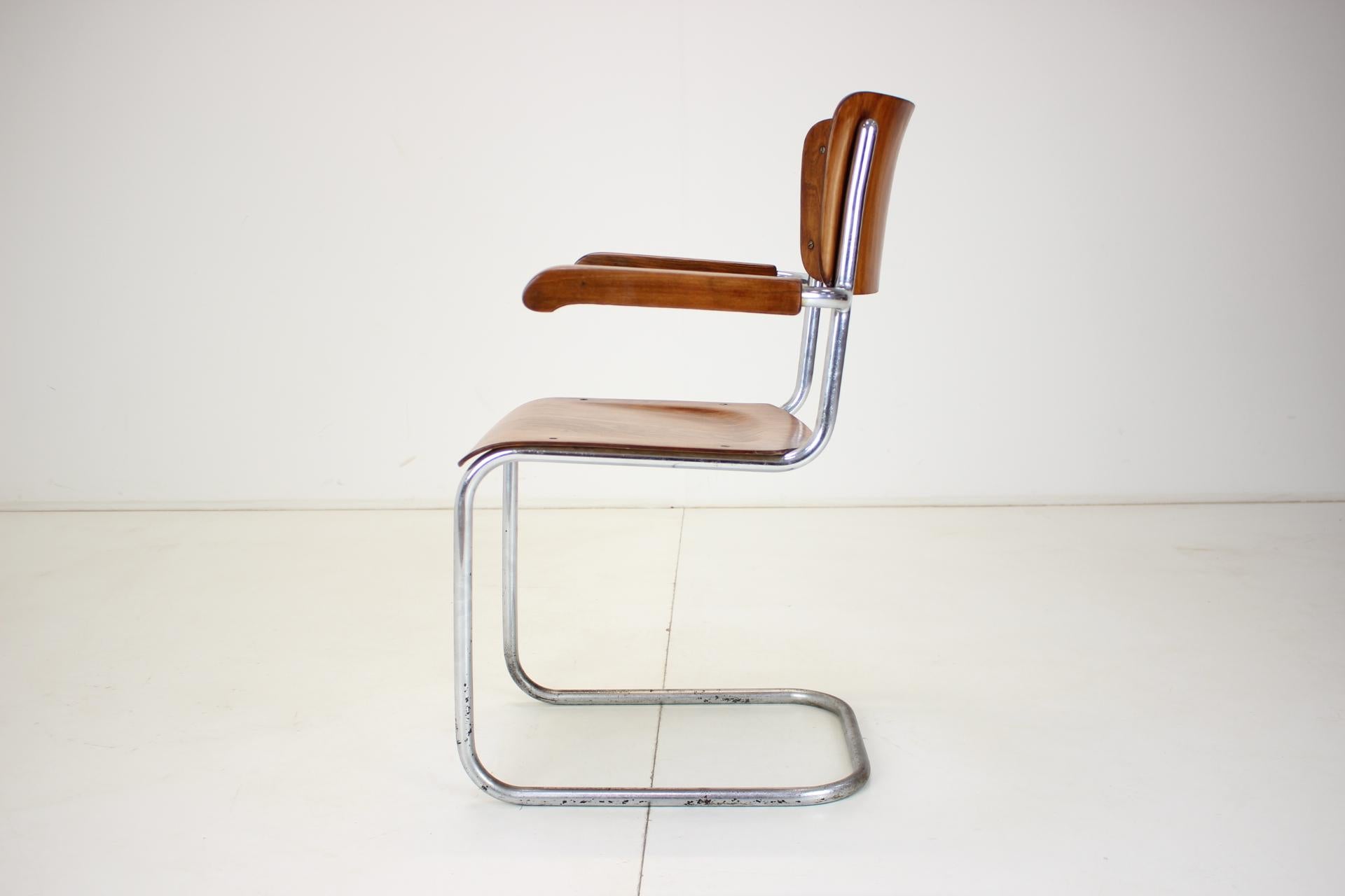 Czech Restored Bauhaus Chrome Chair by Rudolf Vichr Prag, 1930s For Sale