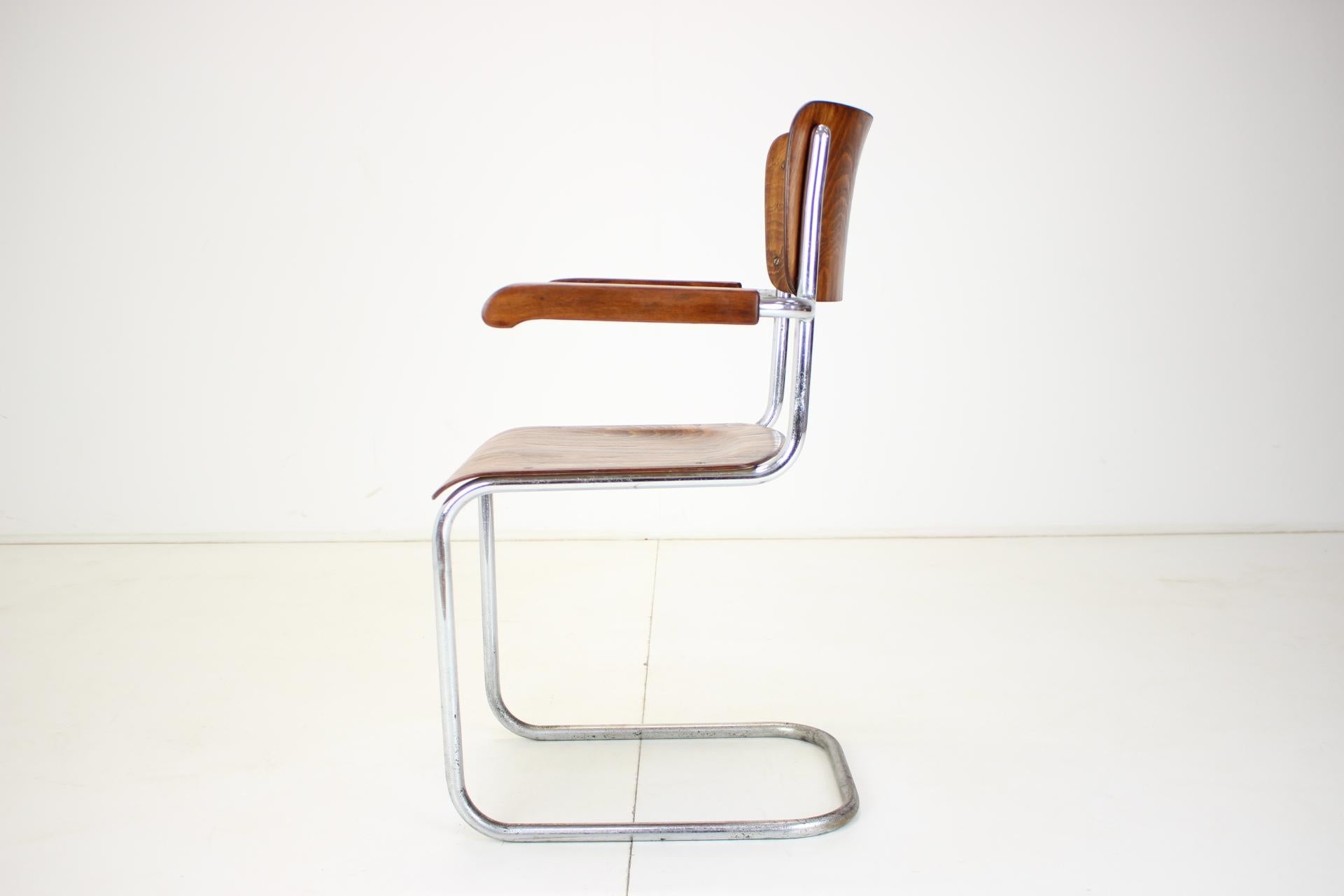 Restored Bauhaus Chrome Chair by Rudolf Vichr Prag, 1930s In Good Condition For Sale In Praha, CZ