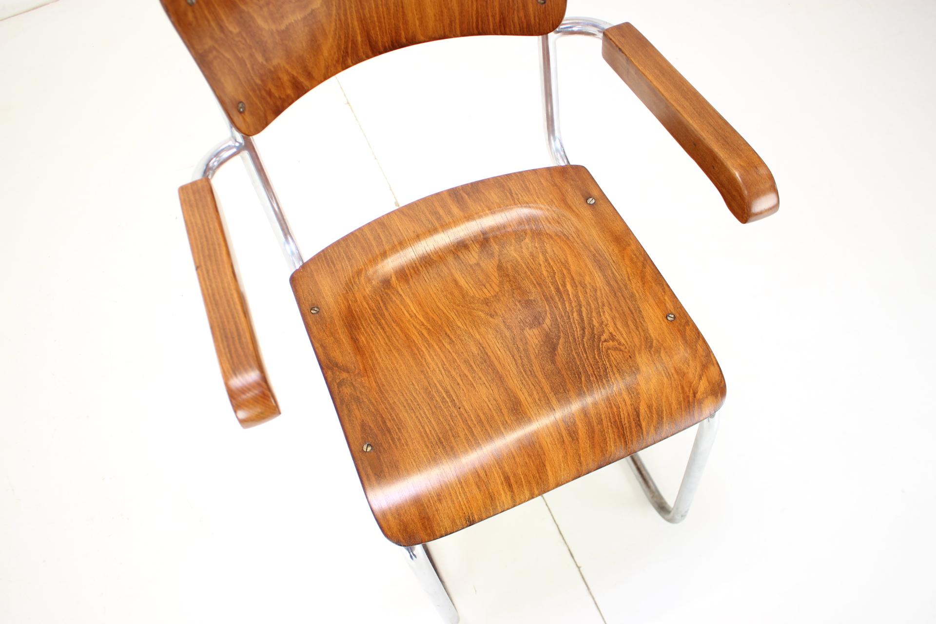 Restored Bauhaus Chrome Chair by Rudolf Vichr Prag, 1930s For Sale 1