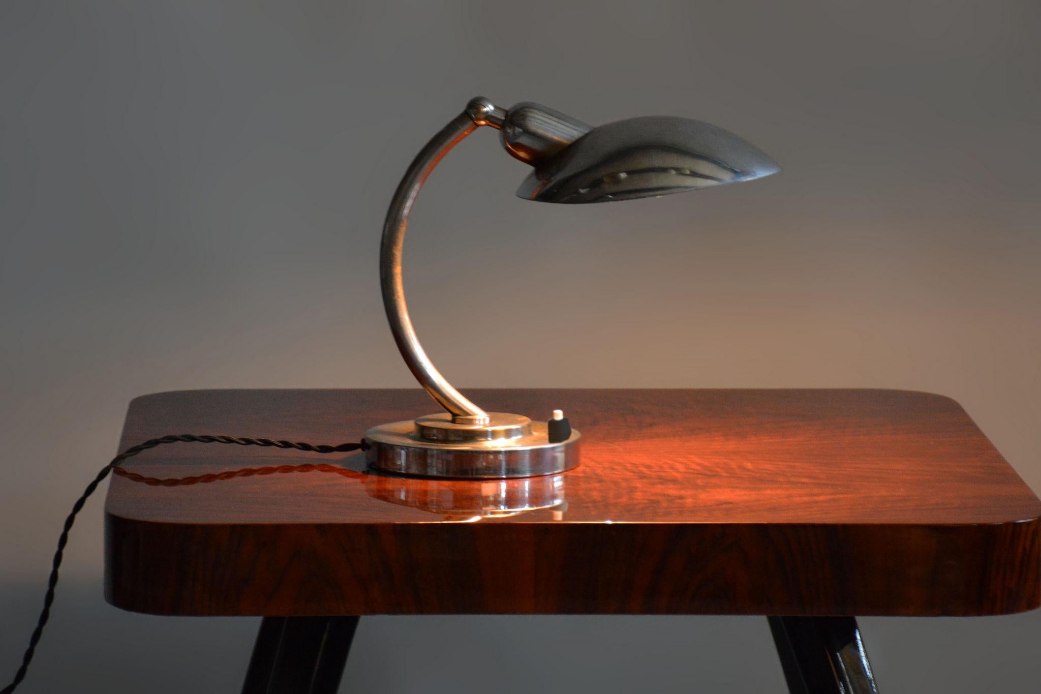 Restored Bauhaus Chrome Table Lamp, F. Anyz, New Electrification, Czechia, 1920s For Sale 5