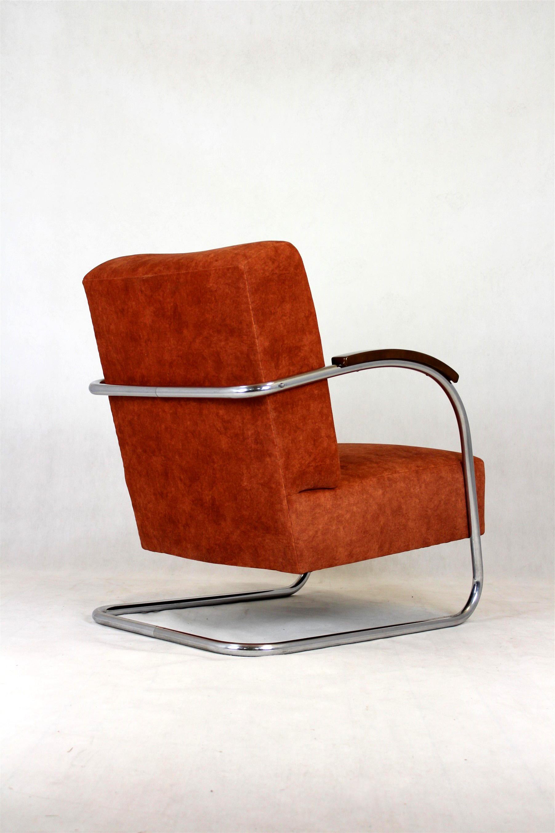 Fauteuil Bauhaus en acier tubulaire chromé restauré de Mücke & Melder, années 1930 Bon état - En vente à Żory, PL