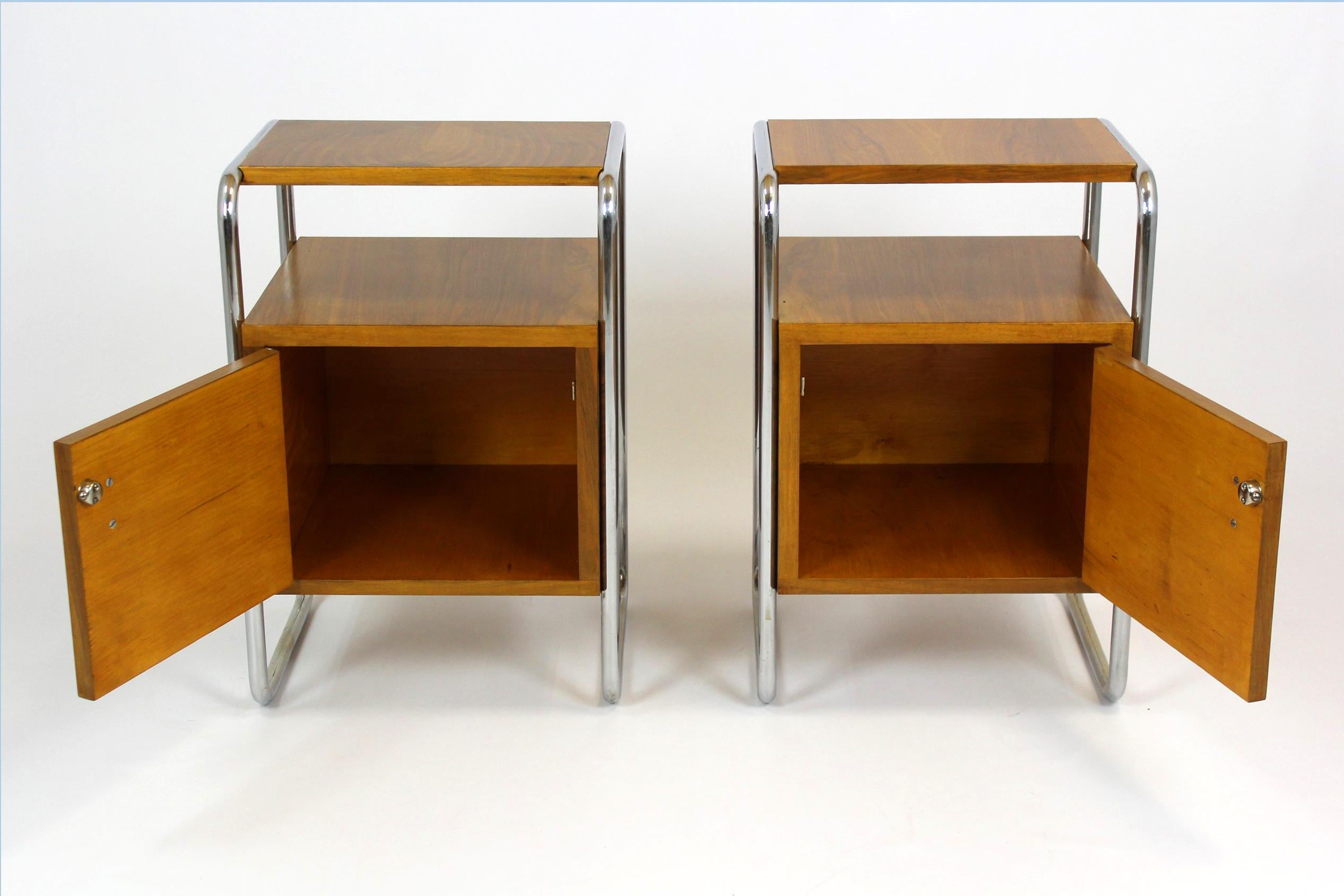 Restored Bauhaus Chromed Tubular Steel Nightstands by R. Slezak, 1940s, Set of 2 In Good Condition In Żory, PL
