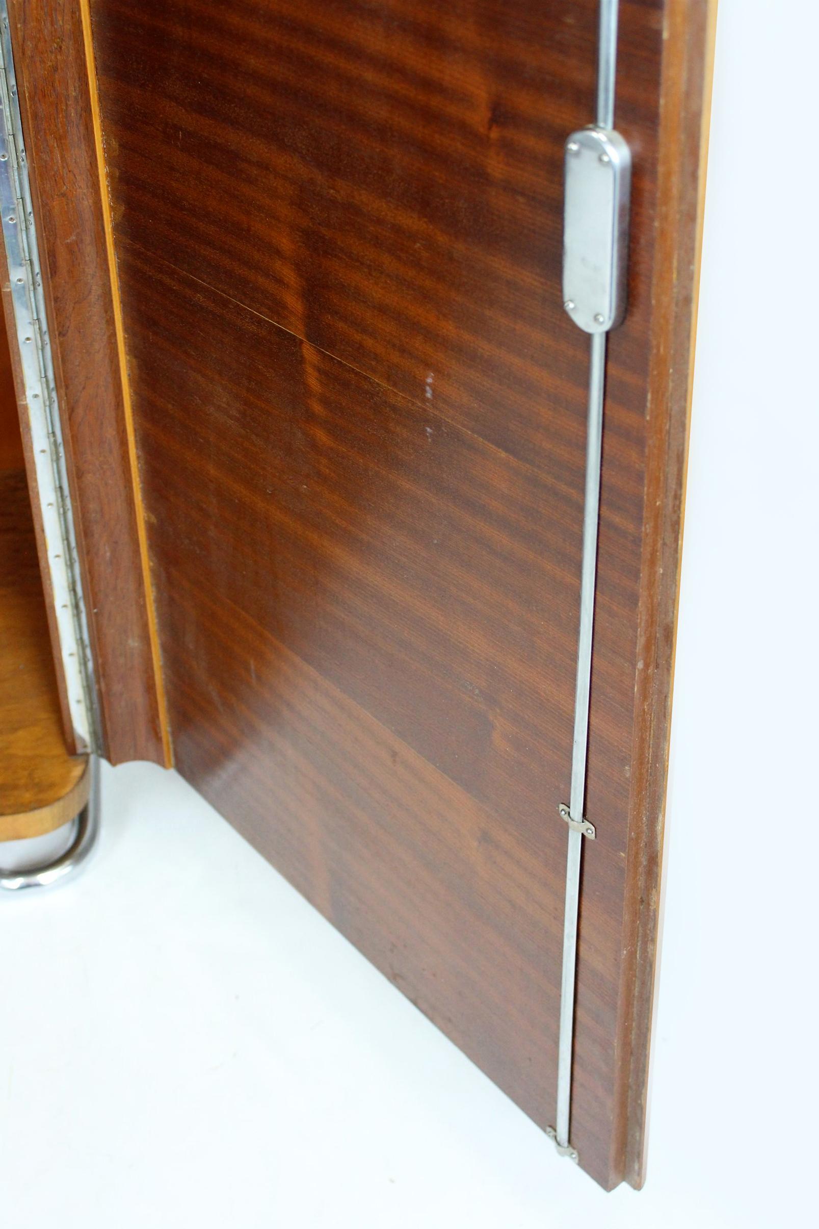 Restaurierter Bauhaus-Kleiderschrank aus verchromtem Stahlrohr von Hynek Gottwald, 1930er Jahre im Angebot 10