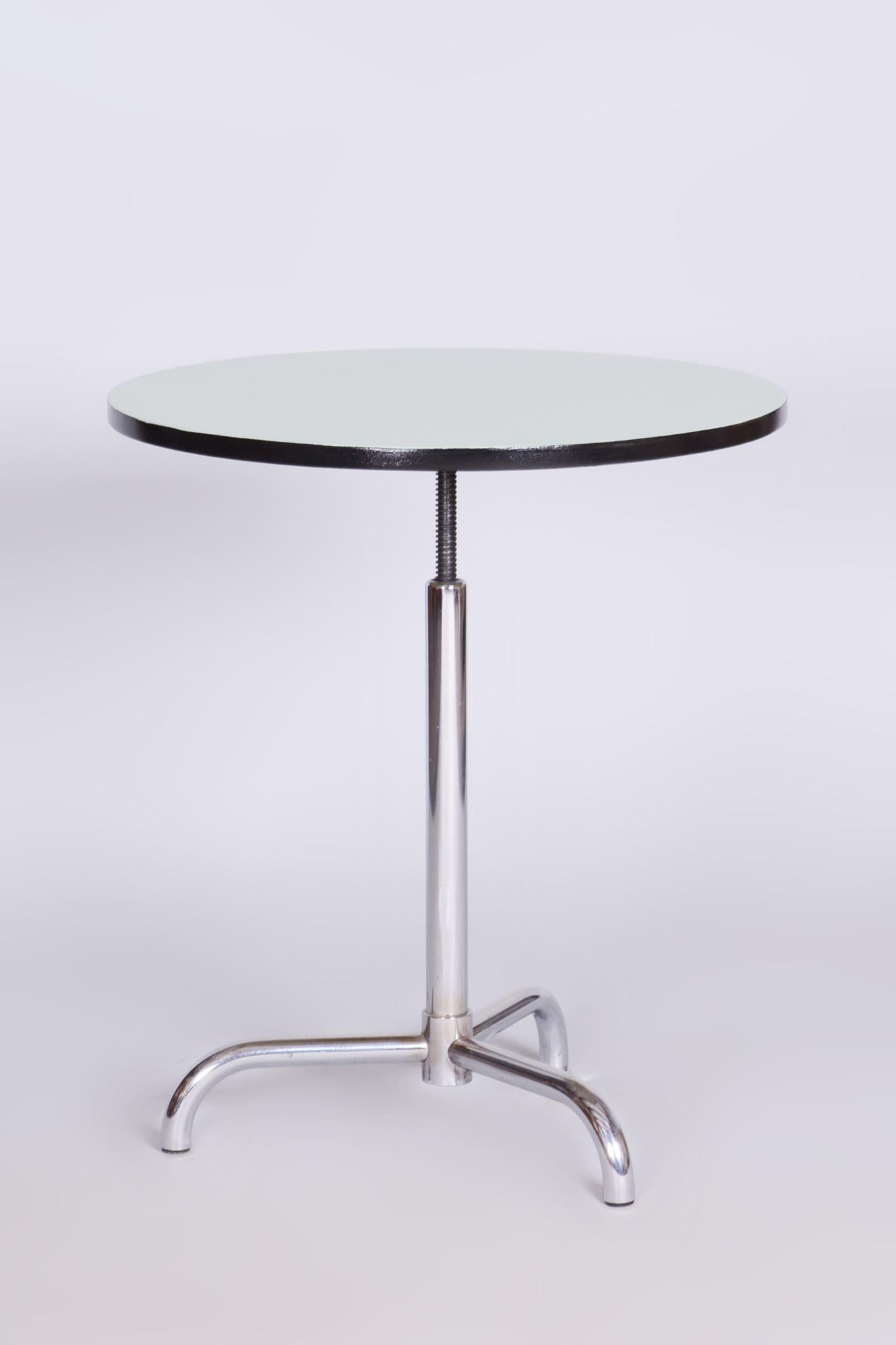 Steel Restored Bauhaus Coffee Table, Hynek Gottwald, Chrome, Czechia, 1930s For Sale
