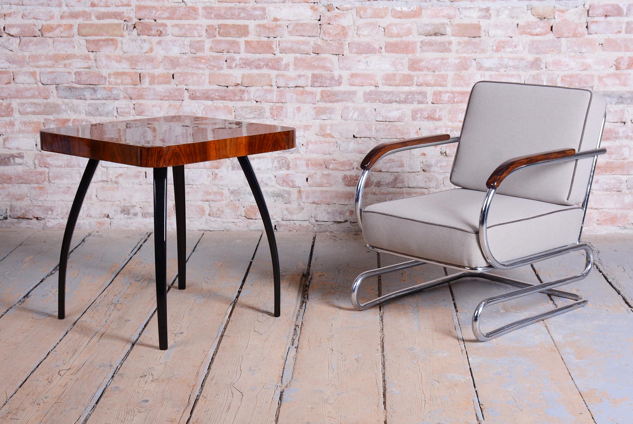 Sedia a doppia sospensione Bauhaus restaurata, Halabala, UP Zavody, Oak, Repubblica Ceca, anni '30 in vendita 11
