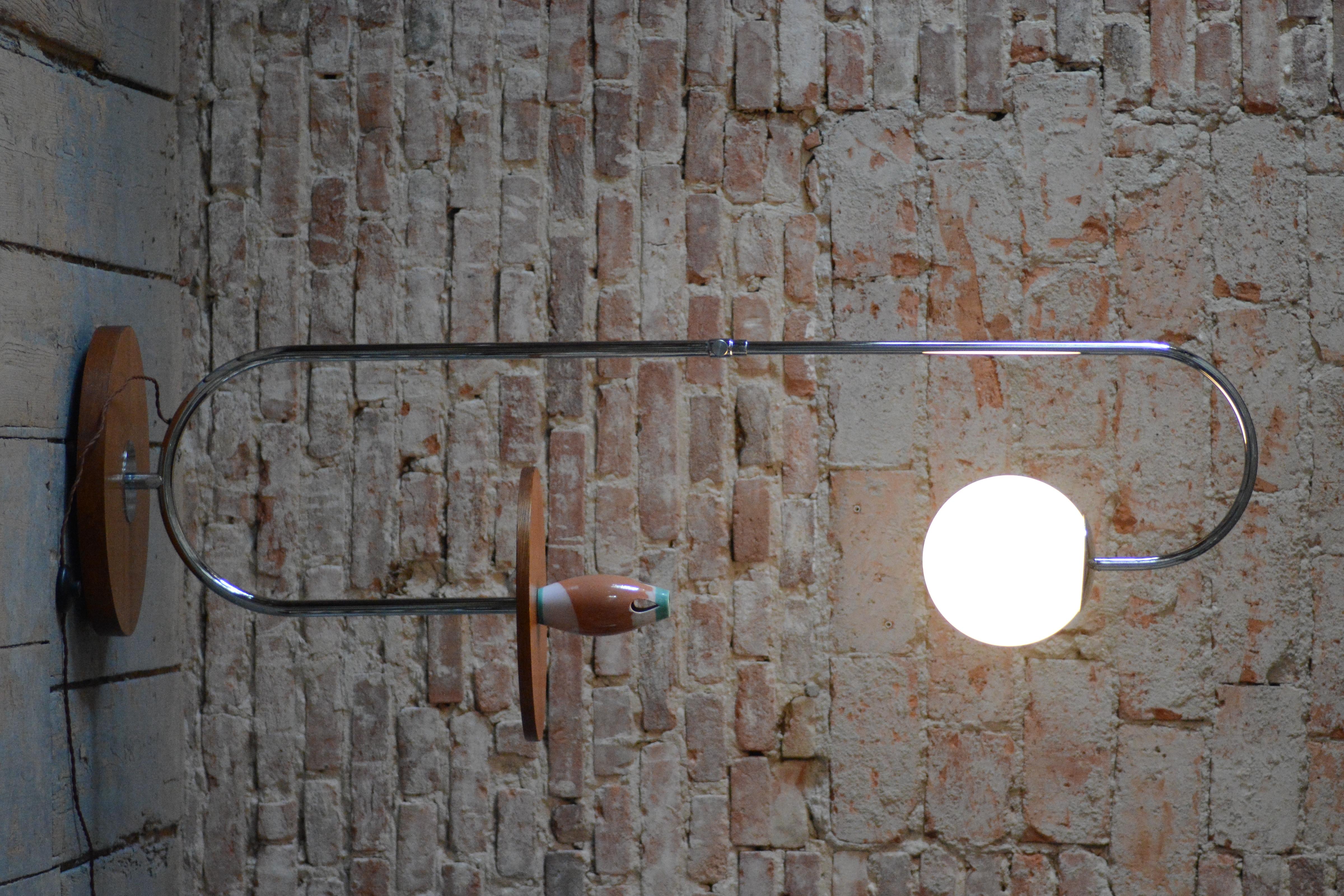 Restored Bauhaus Floor Lamp, by Robert Slezak, Oak, Chrome, Glass, Czech, 1930s For Sale 11