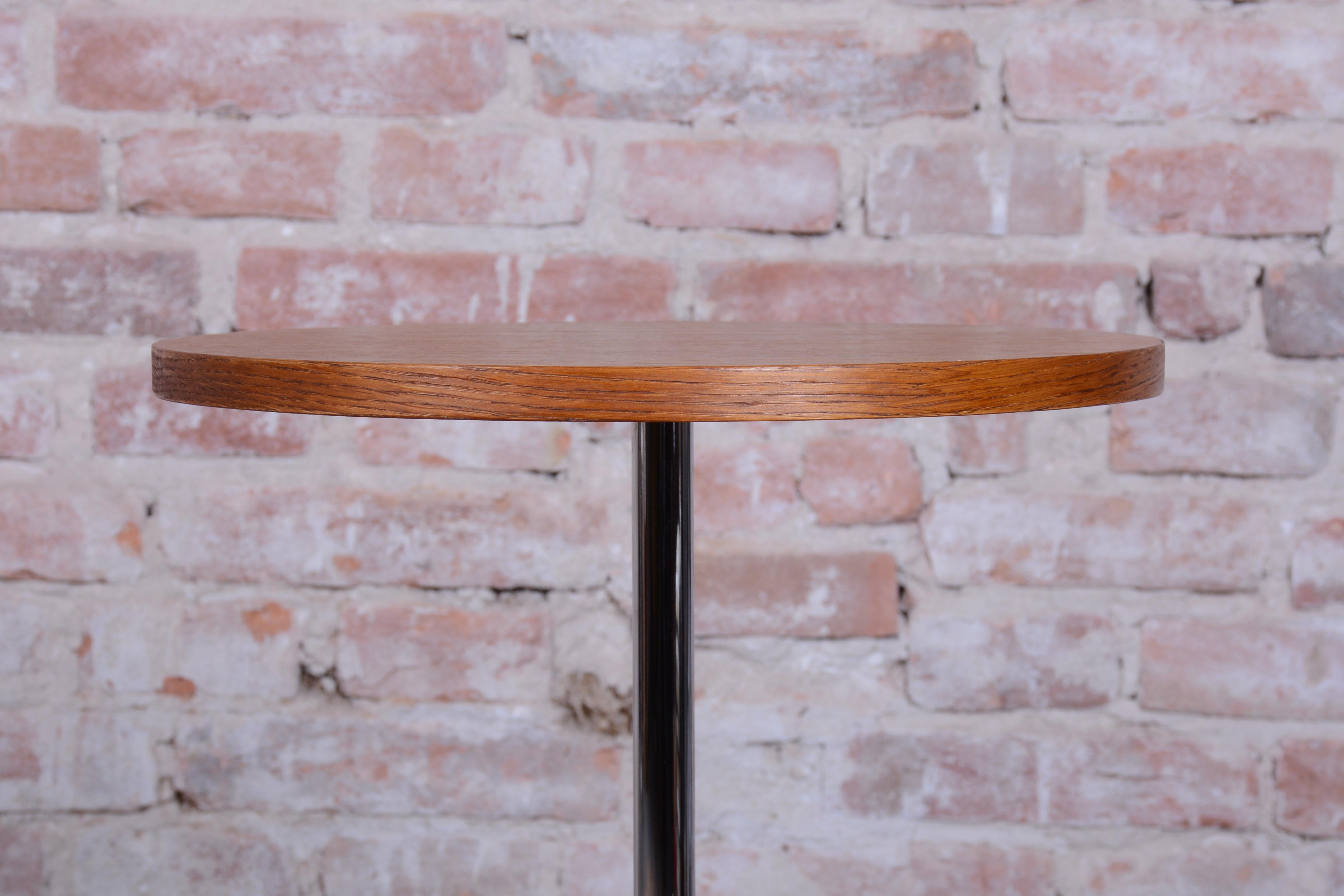 Restored Bauhaus Floor Lamp, by Robert Slezak, Oak, Chrome, Glass, Czech, 1930s For Sale 3
