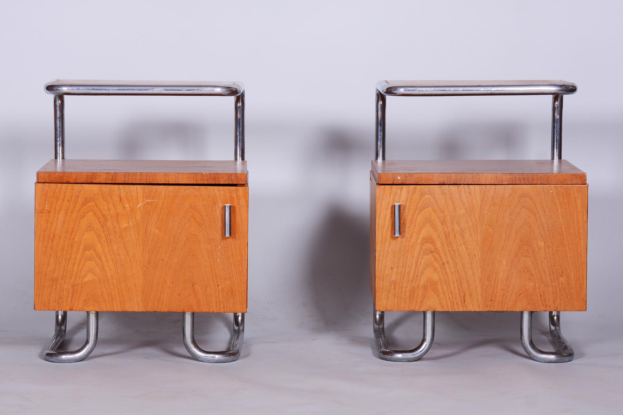 Restored Bauhaus Oak Bed-Side Tables, Mucke-Melder, Czechia, 1930s For Sale 3