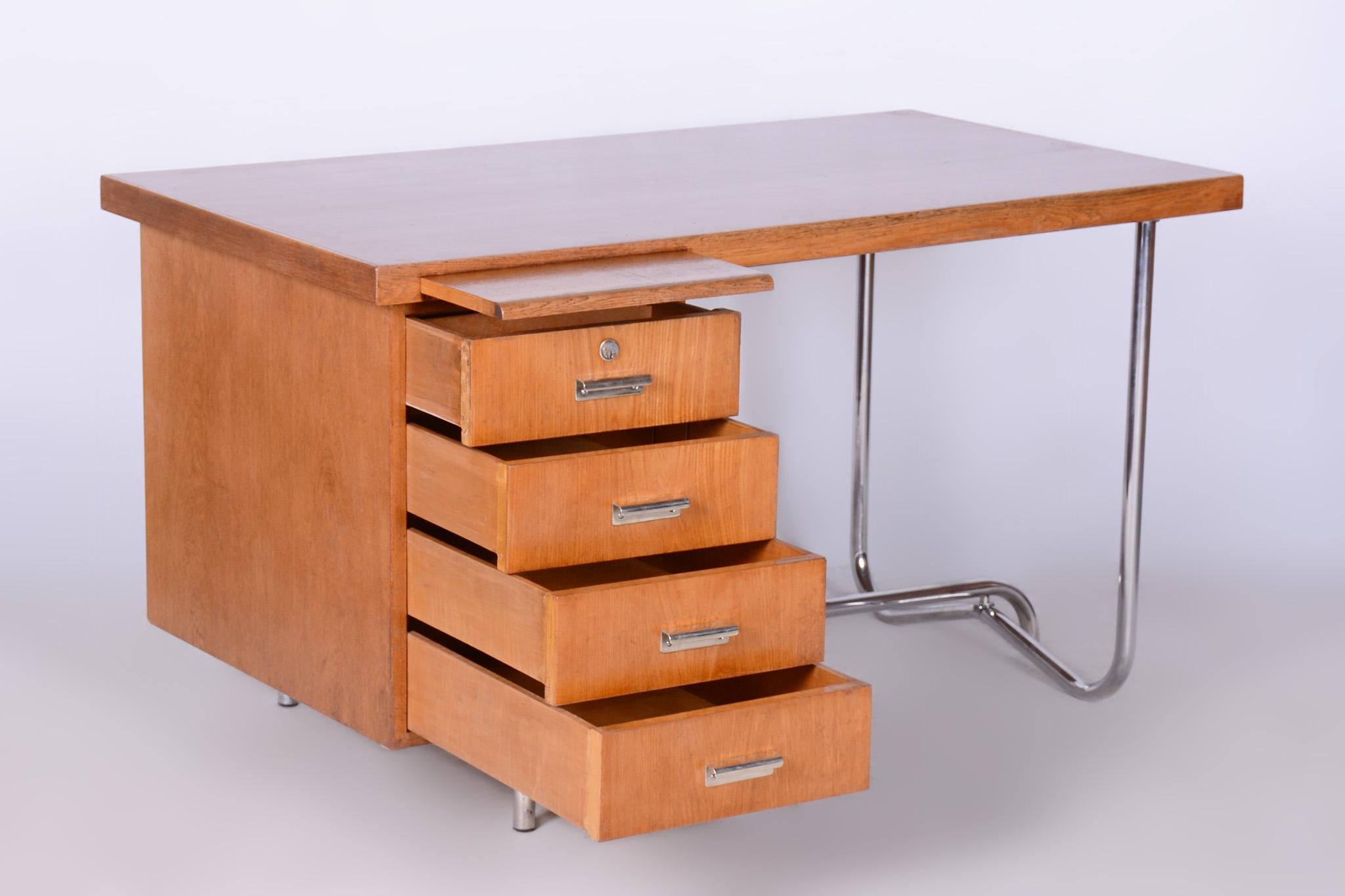 Restored Bauhaus Oak Writing Desk, Hynek Gottwald, Chrome, Czechia, 1930s For Sale 1
