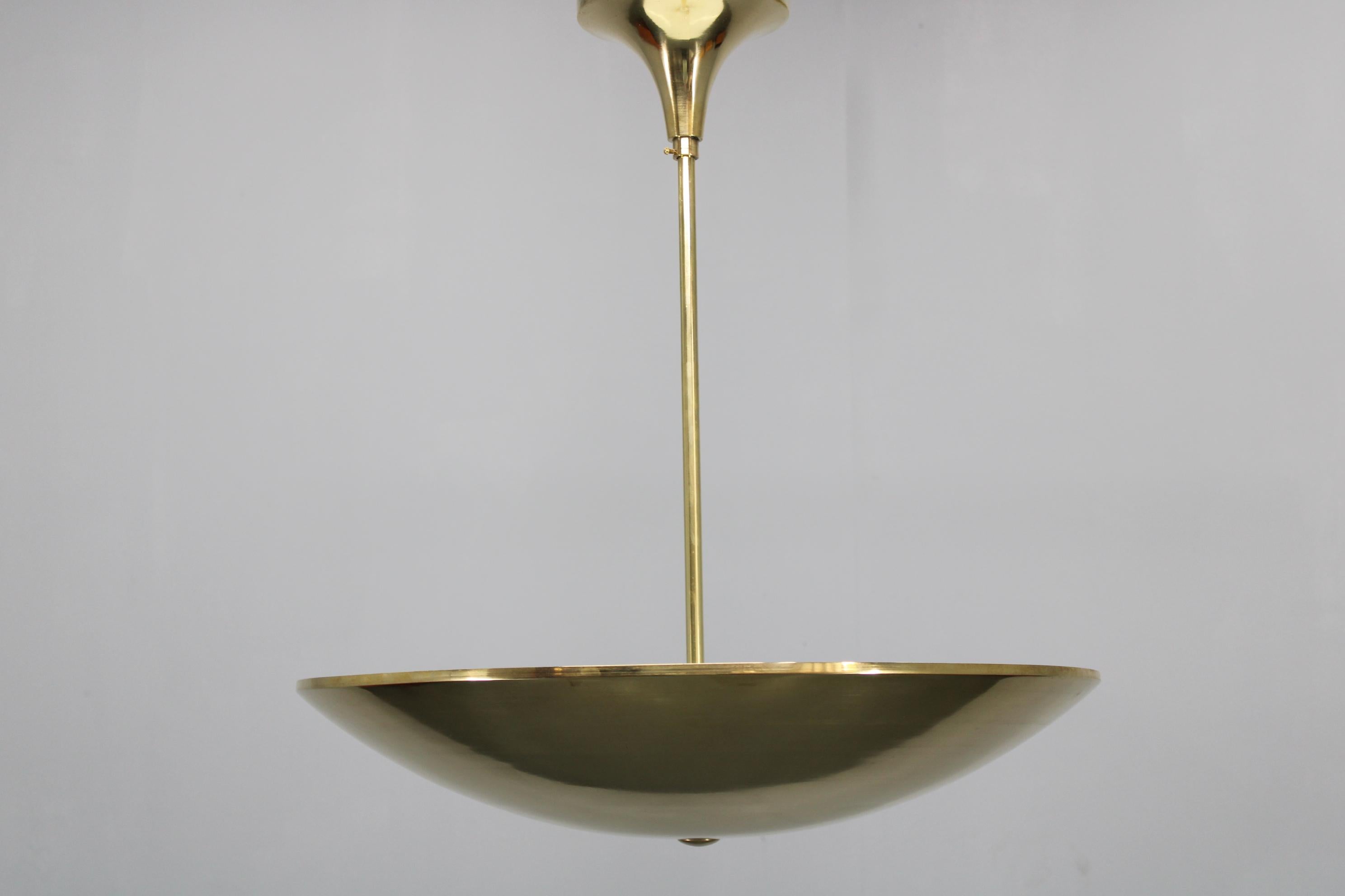 Restored Bauhaus or Art Deco Brass Chandelier, Czechoslovakia, circa 1930s In Good Condition For Sale In Praha, CZ