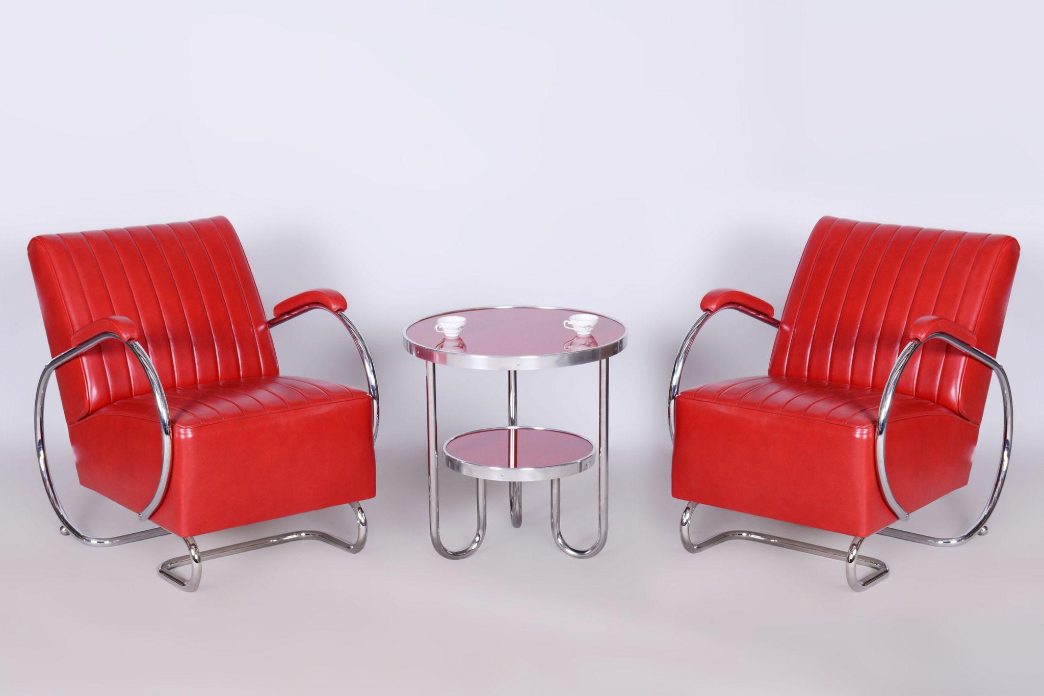Restored Bauhaus Pair of Armchairs.

Maker: Hynek Gottwald
Source: Czechia (Czehoslovakia)
Period: 1930-1939
Material: Chrome-plated Steel, Leather

The chrome parts have been cleaned and professionally restored. 

The new upholstery is high quality