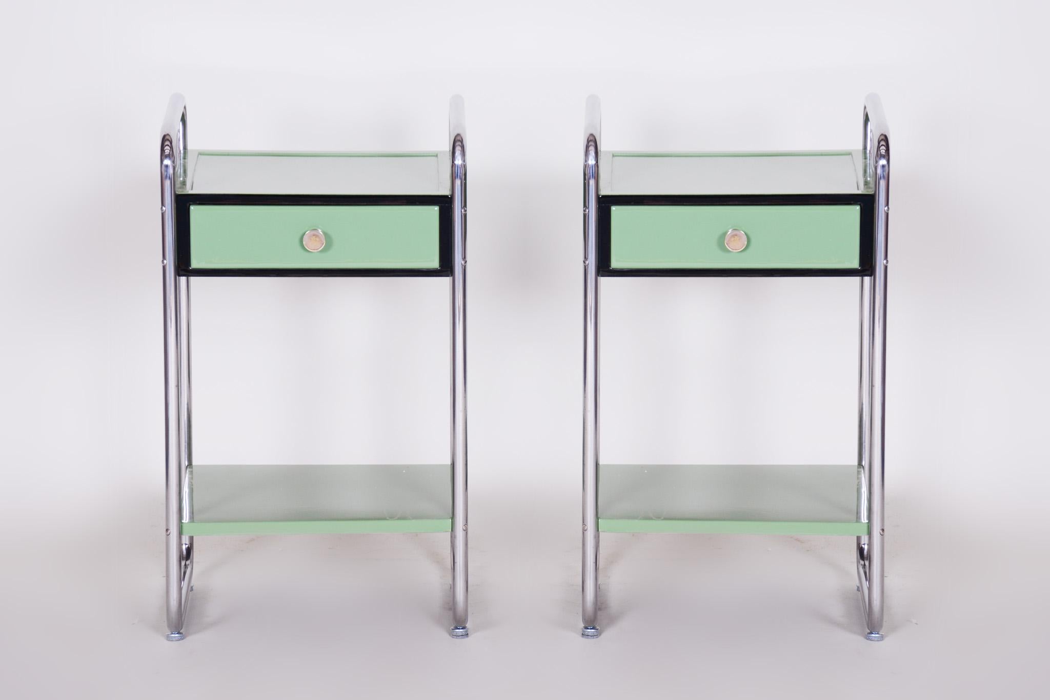 Restored Bauhaus Pair of Bed-Side Tables, Chrome-Plated Steel, Czech, 1930s For Sale 9