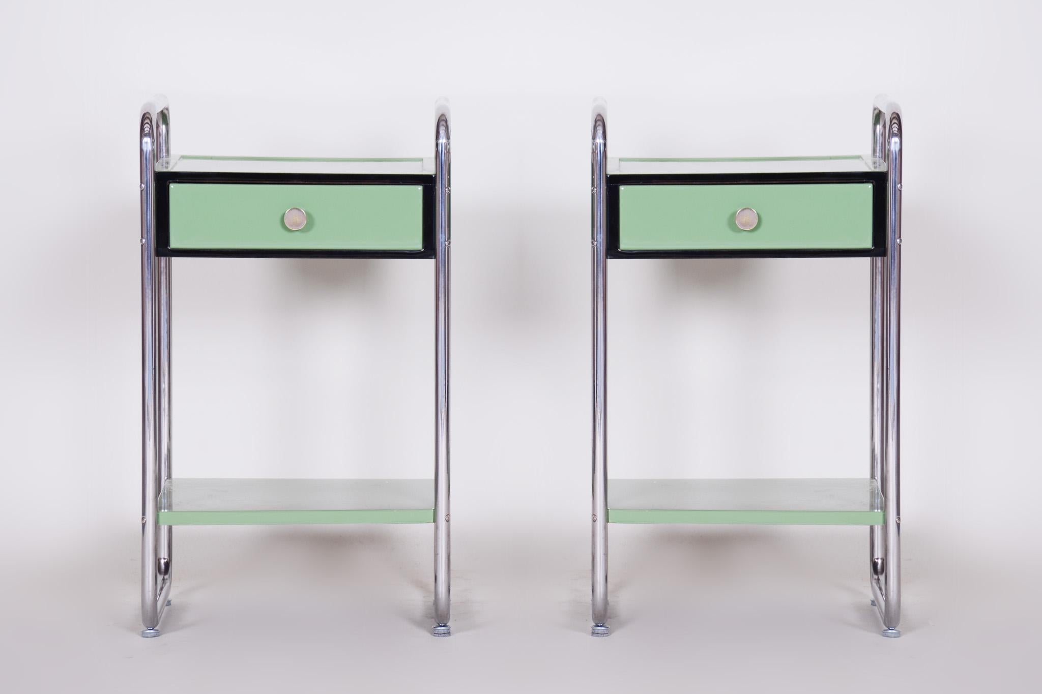 Restored Bauhaus Pair of Bed-Side Tables, Chrome-Plated Steel, Czech, 1930s For Sale 10