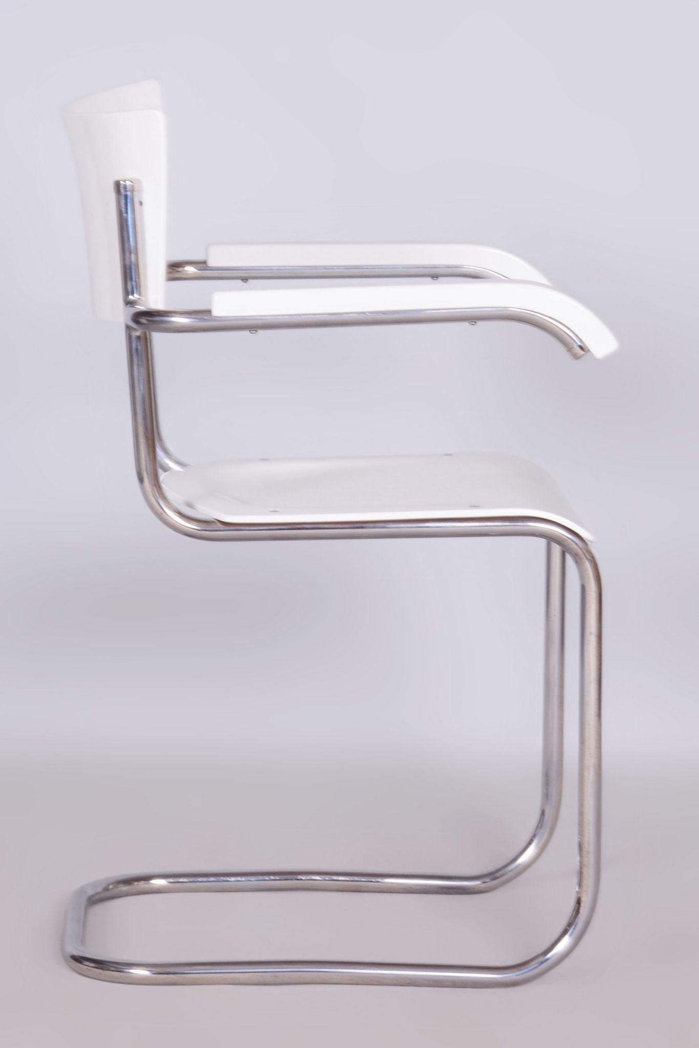 Restored Bauhaus Pair of Chairs, by Mart Stam, Chrome, Germany, 1930s For Sale 1