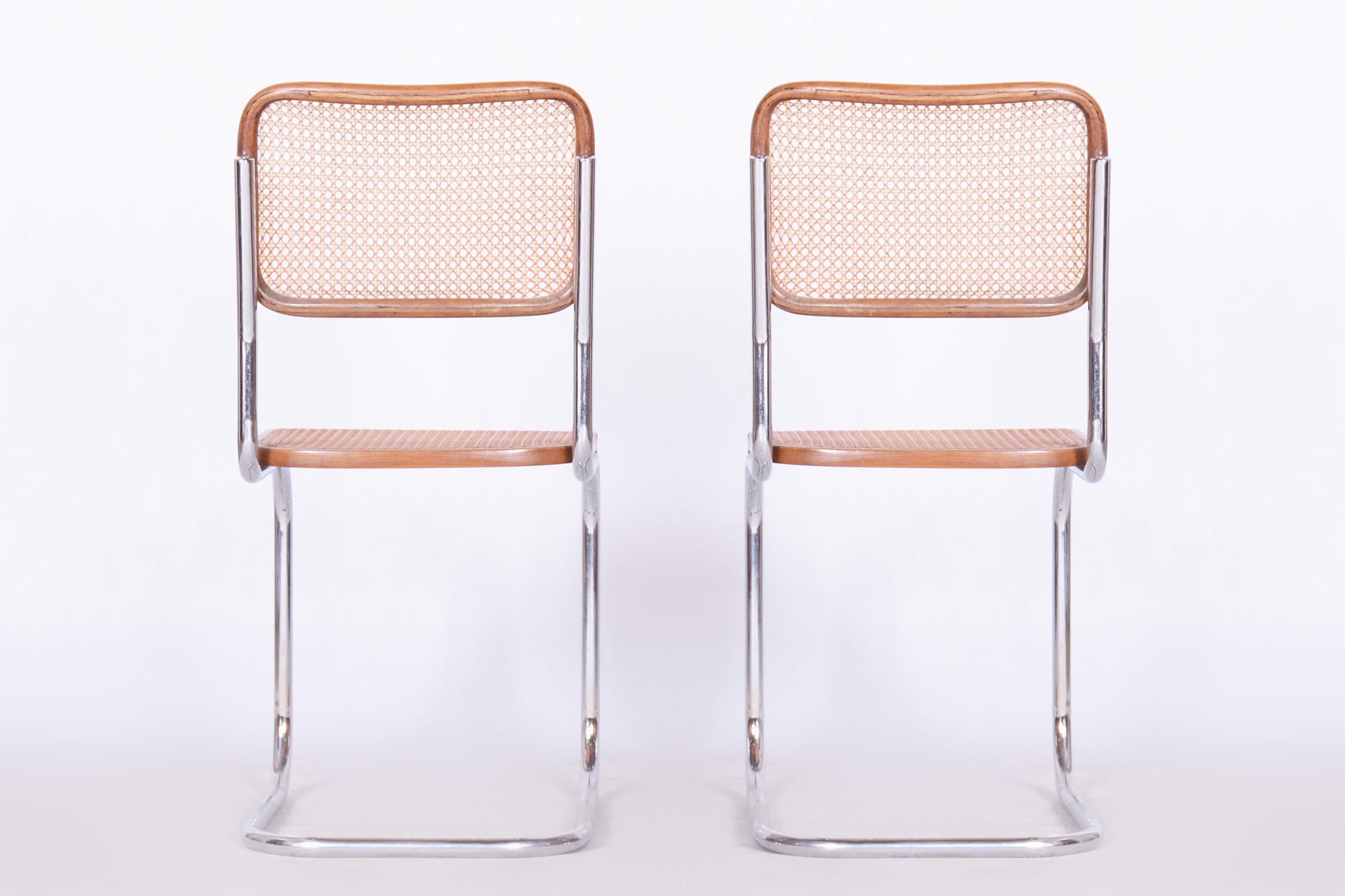 Restored Bauhaus Pair of Chairs, Robert Slezak, Chrome, Beech, Czechia, 1930s For Sale 1