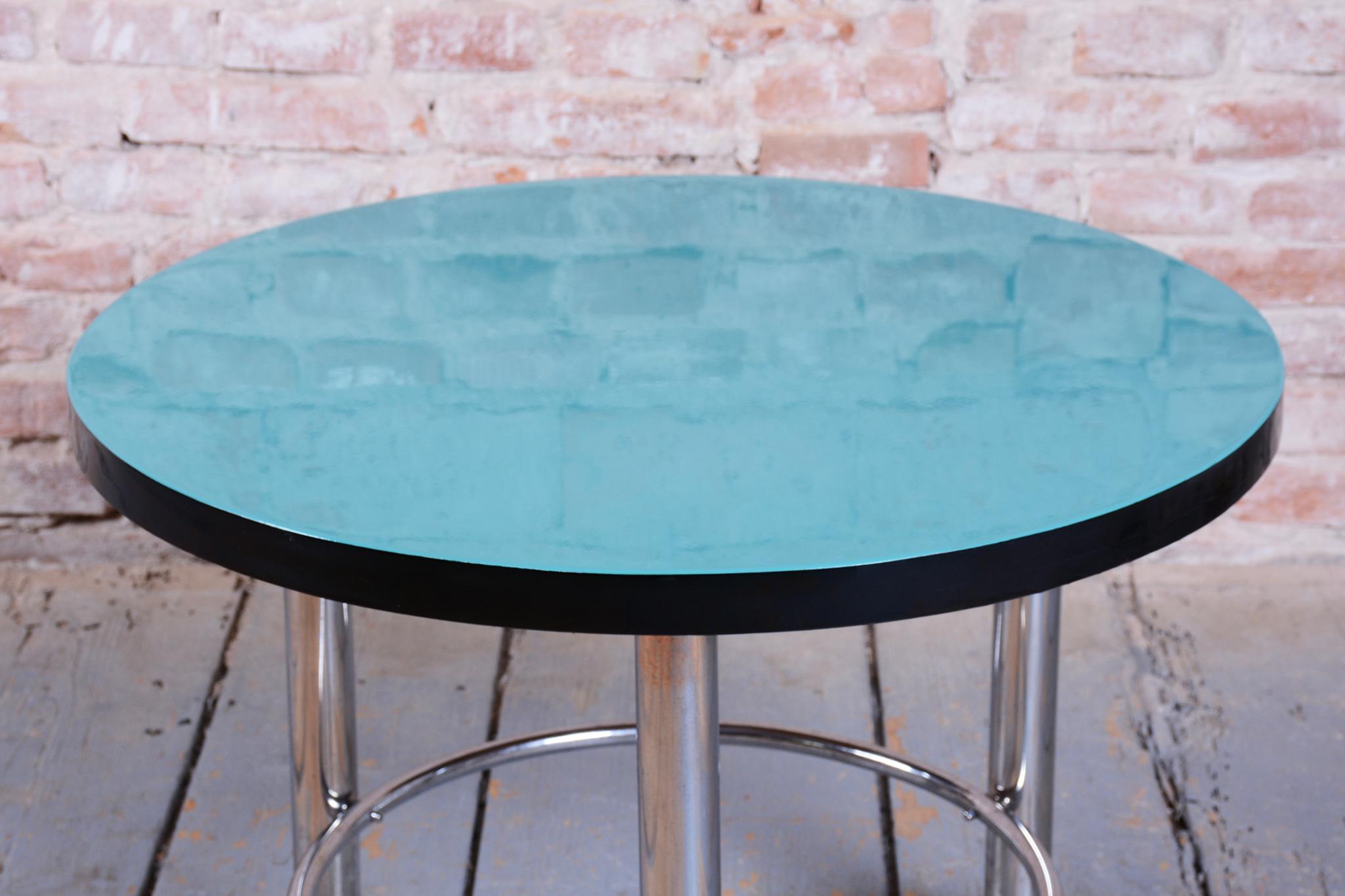 Table basse ronde Bauhaus restaurée, acier chromé, tchèque, années 1930 Bon état - En vente à Brandys nad Labem, Středočeský kraj