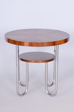 Restored Bauhaus Round Table, by Robert Slezák, Spruce, Walnut, Czech, 1930s